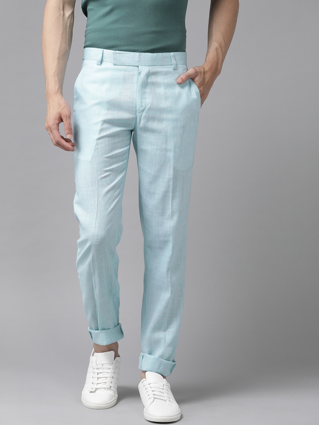 

Hangup Men Blue Regular Fit Solid Trousers