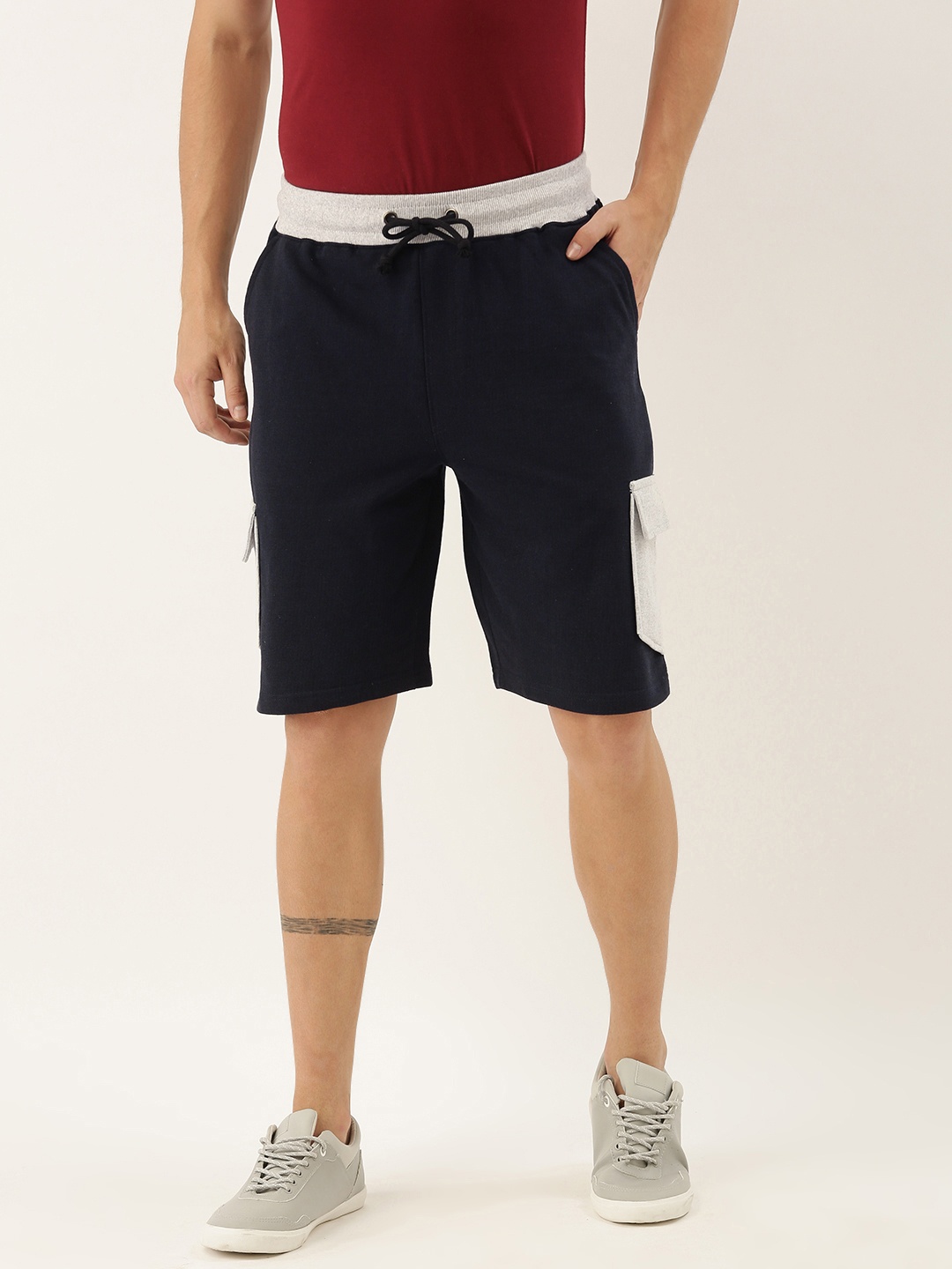 

ARISE Men Navy Blue Solid Regular Fit Regular Shorts with Contrast Pocket Detailing