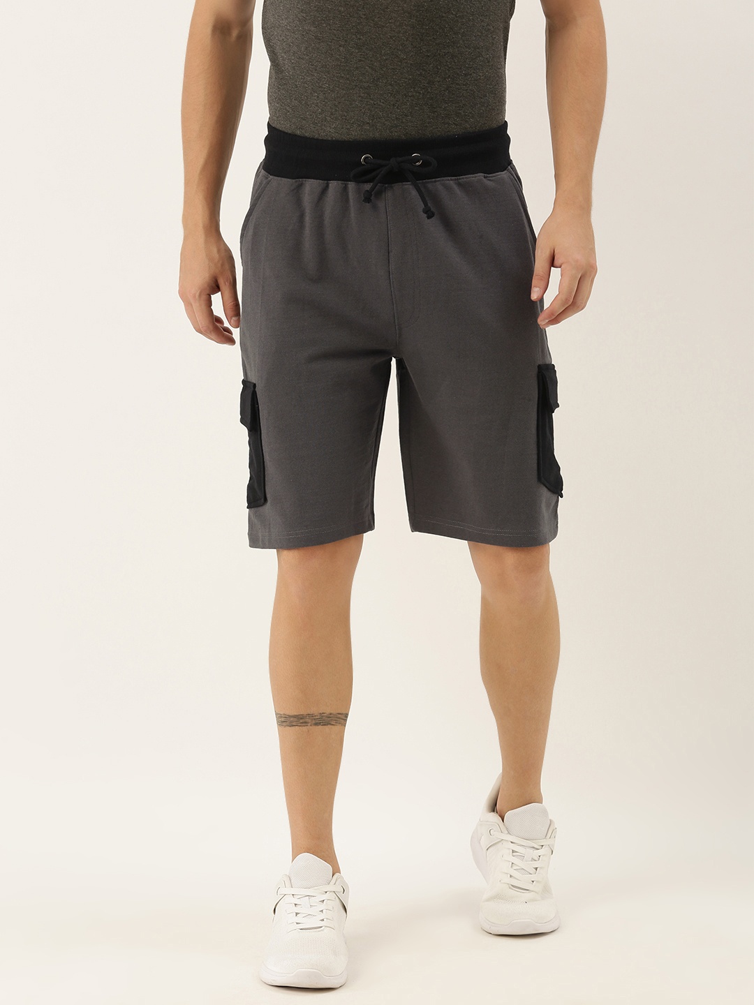 

ARISE Men Charcoal Grey Solid Regular Fit Regular Shorts with Contrast Pocket Detailing