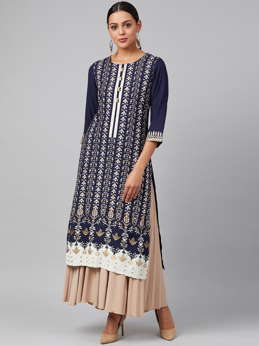 

Tulsattva Women Navy Blue & Off White Ethnic Motifs Printed Block Print Straight Kurta