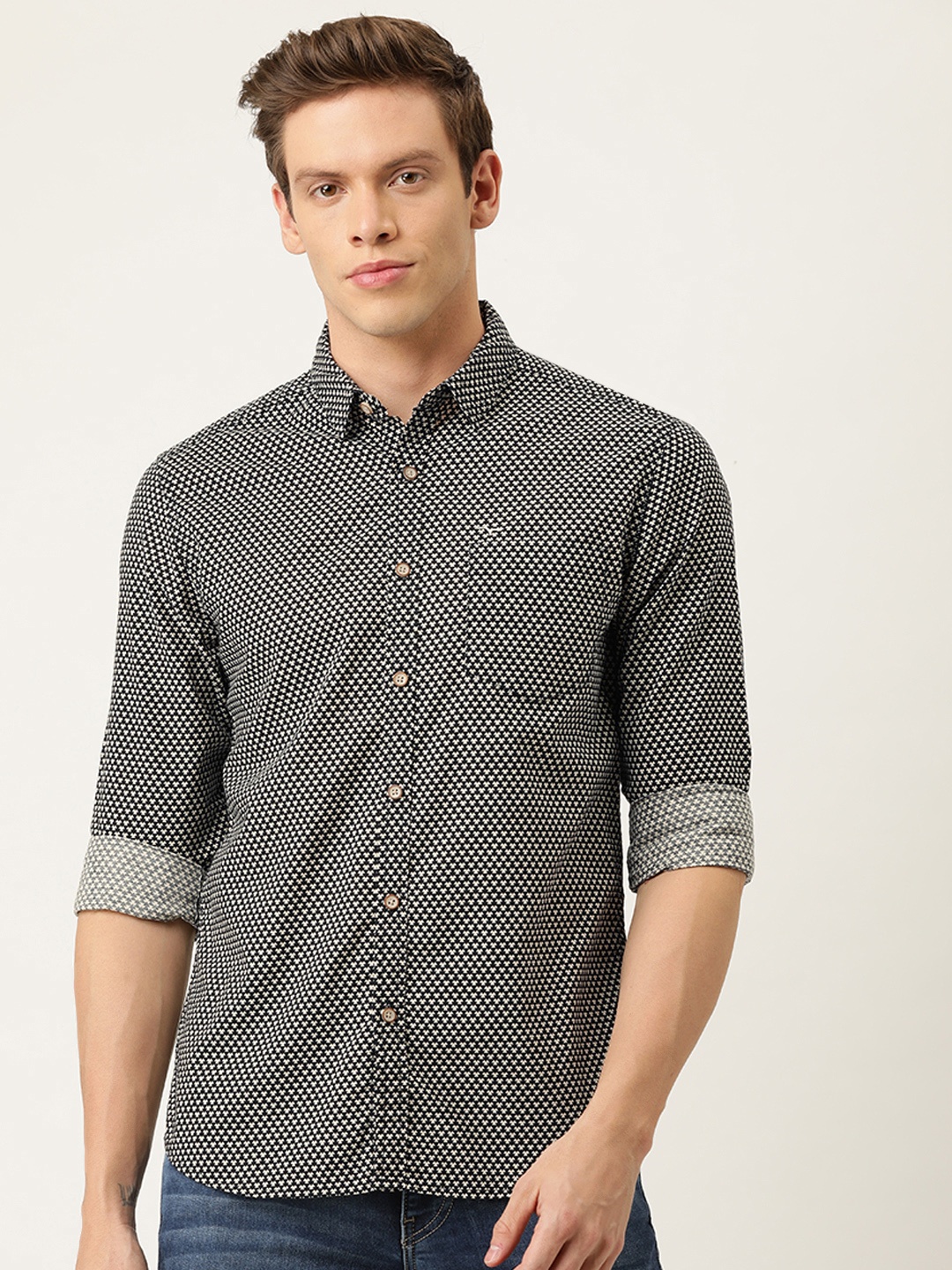 

Flying Machine Men Black & White Slim Fit Printed Casual Shirt