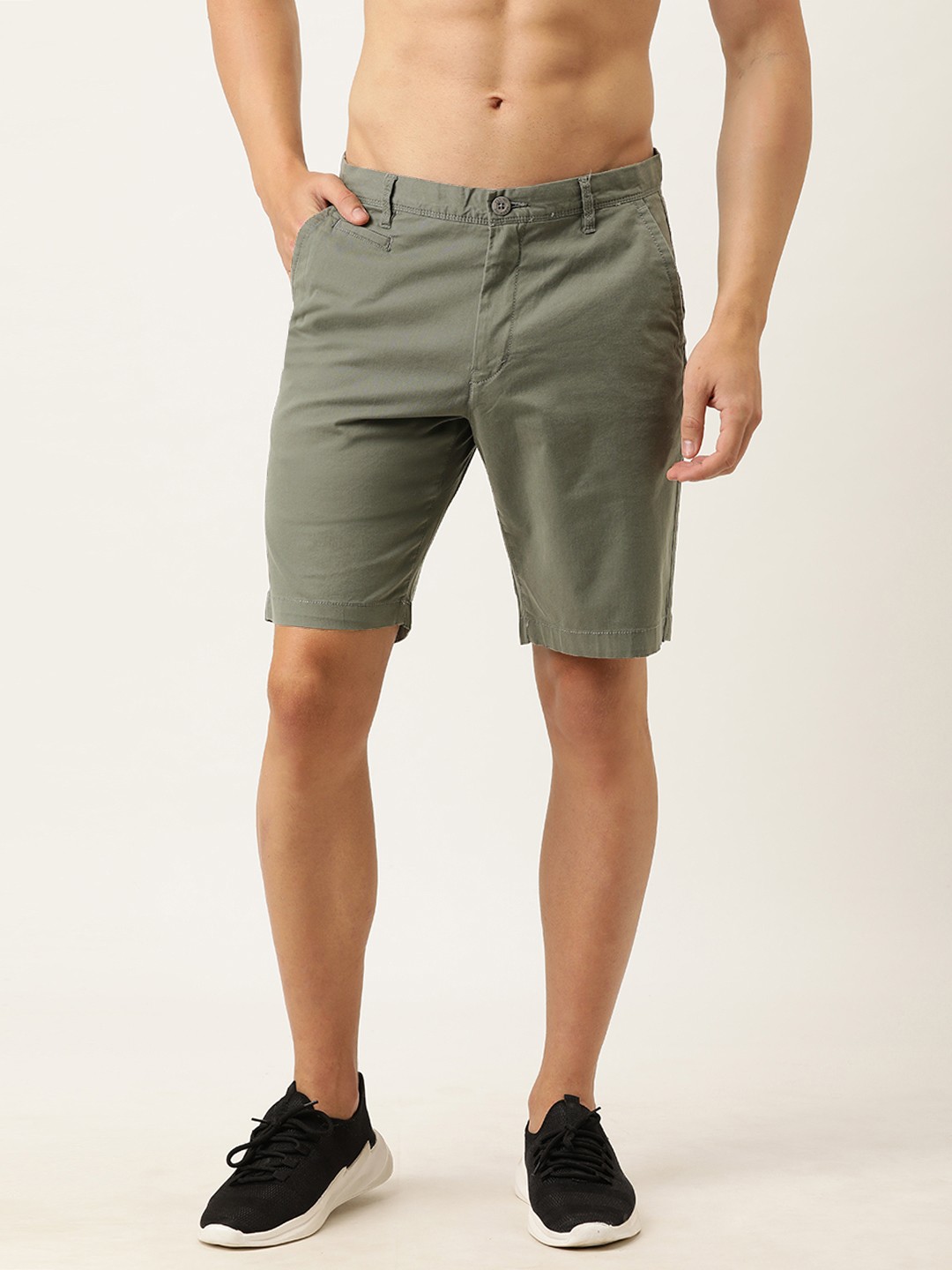 

Flying Machine Men Grey Solid Regular Fit Chino Shorts