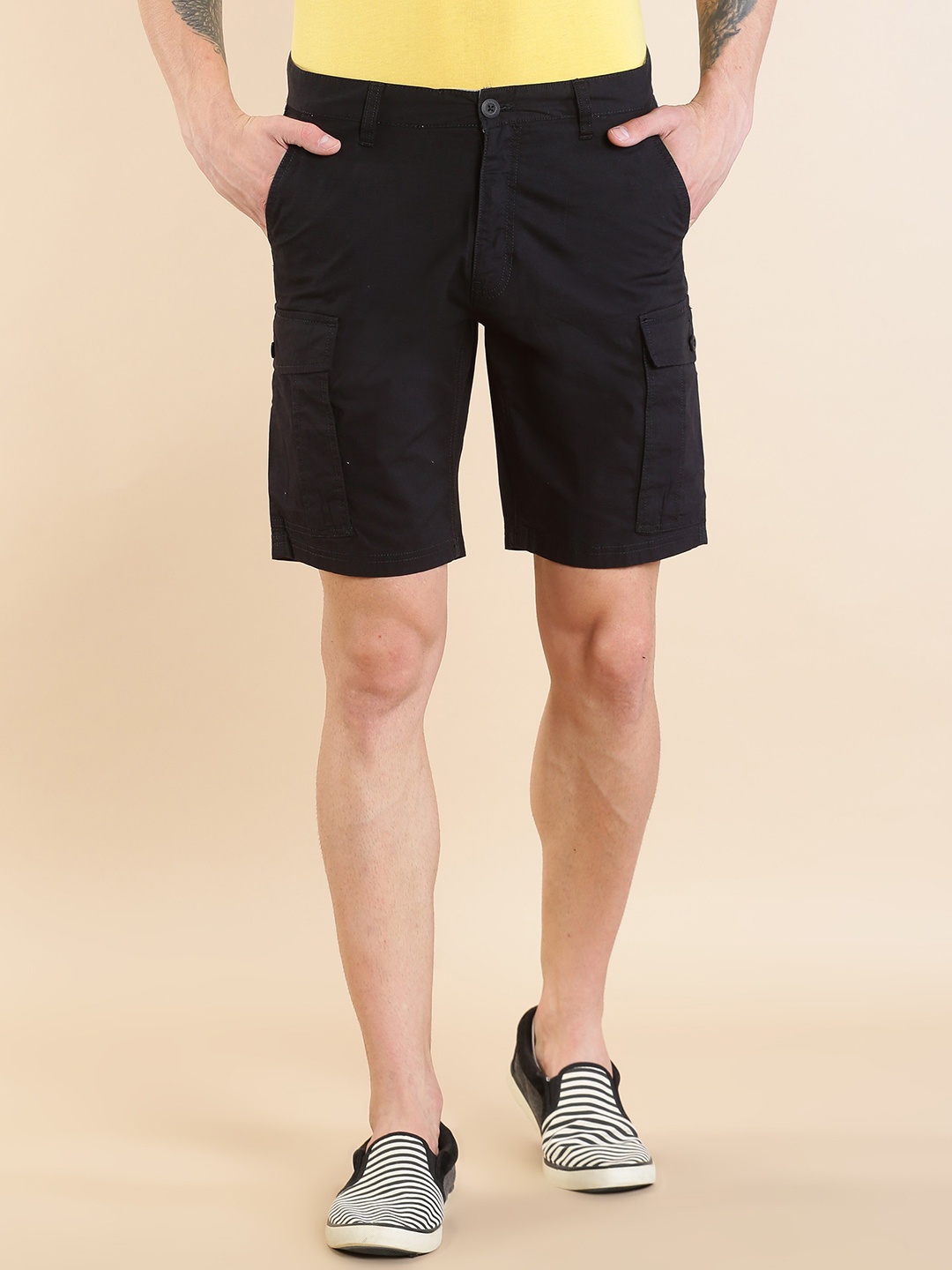 

Flying Machine Men Black Solid Regular Fit Cargo Shorts