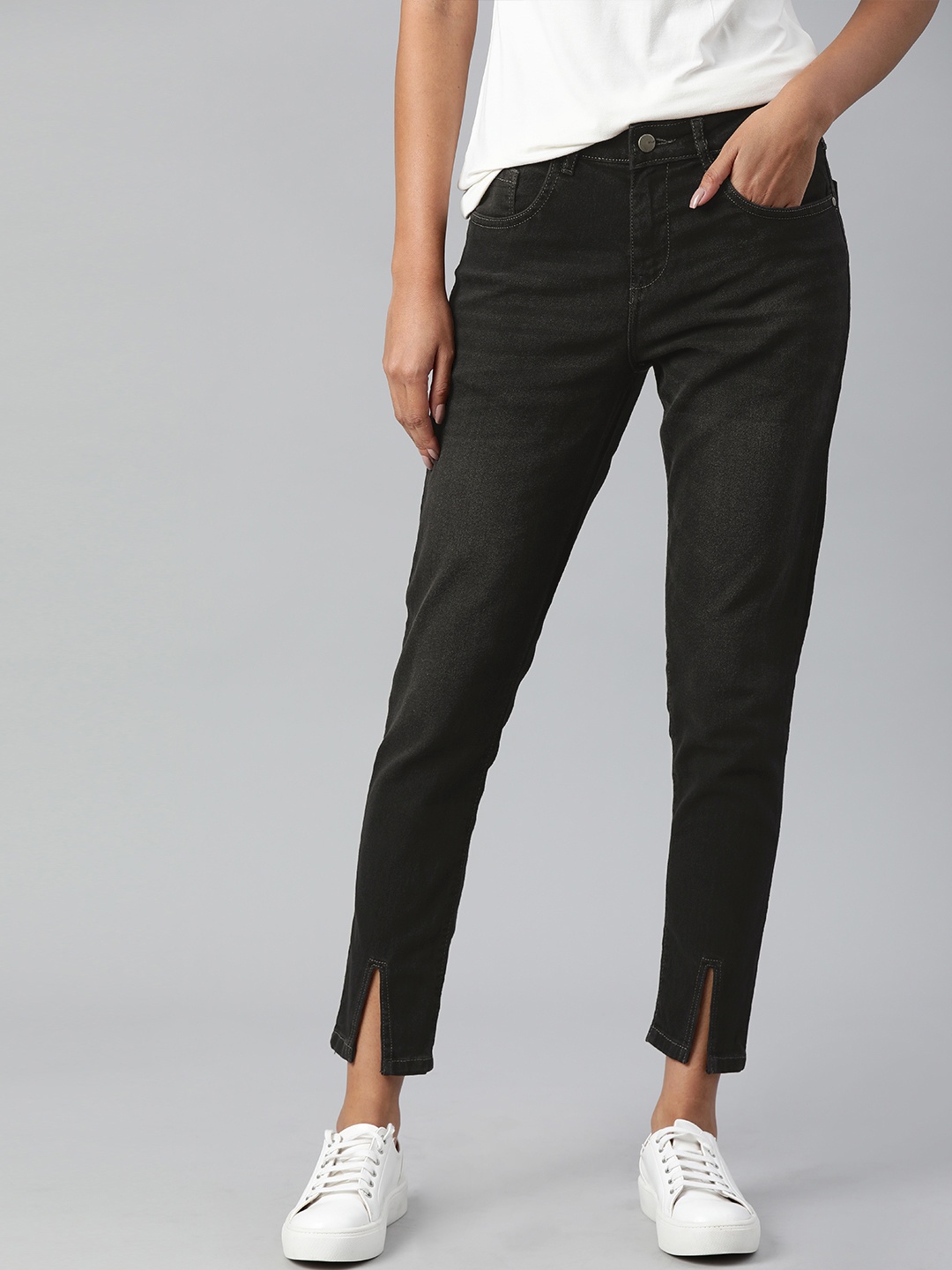 

Mast & Harbour Women Black Skinny Fit Stretchable Jeans