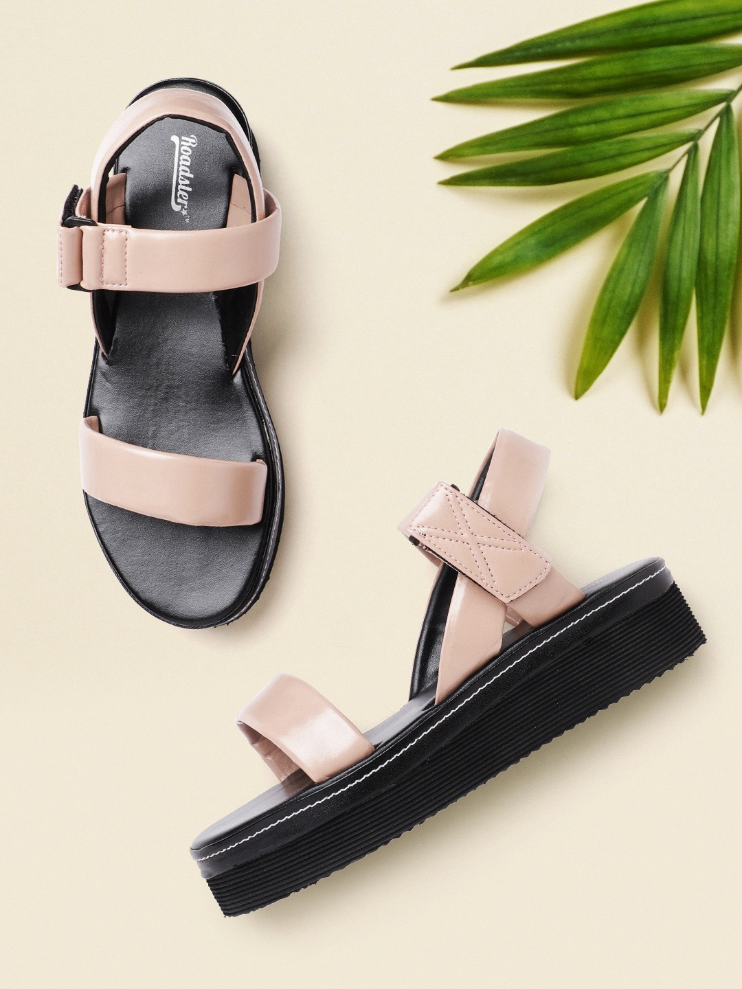 

Roadster Women Nude-Coloured Solid Flatforms