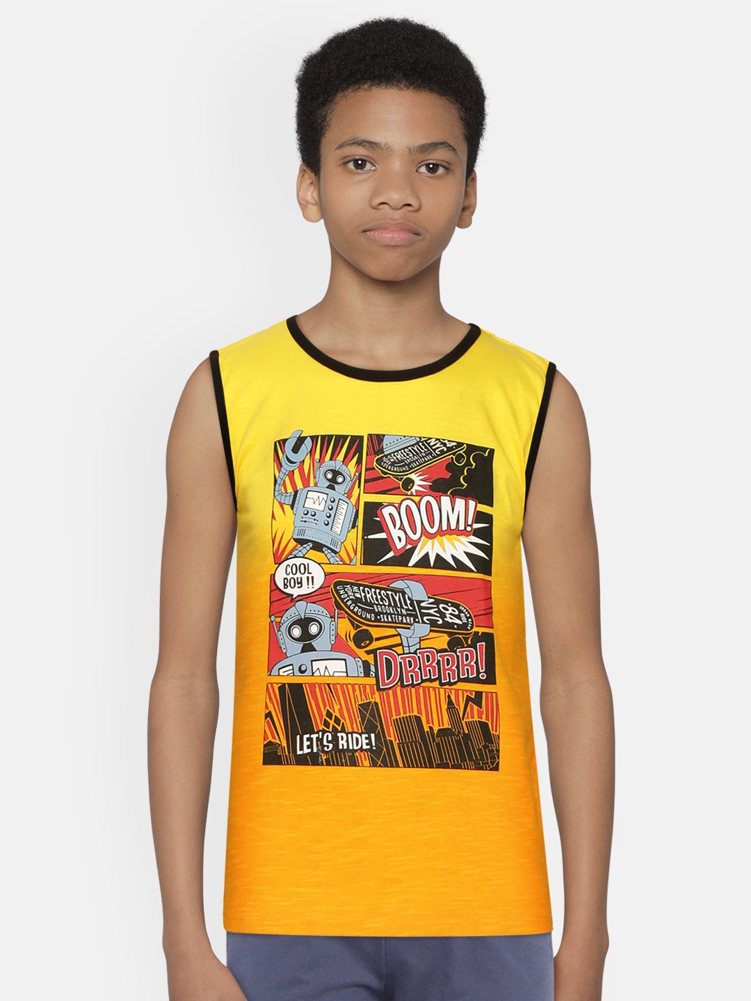 

Gini and Jony Boys Yellow Ombre Dyed & Graphic Print Cotton Round Neck T-shirt