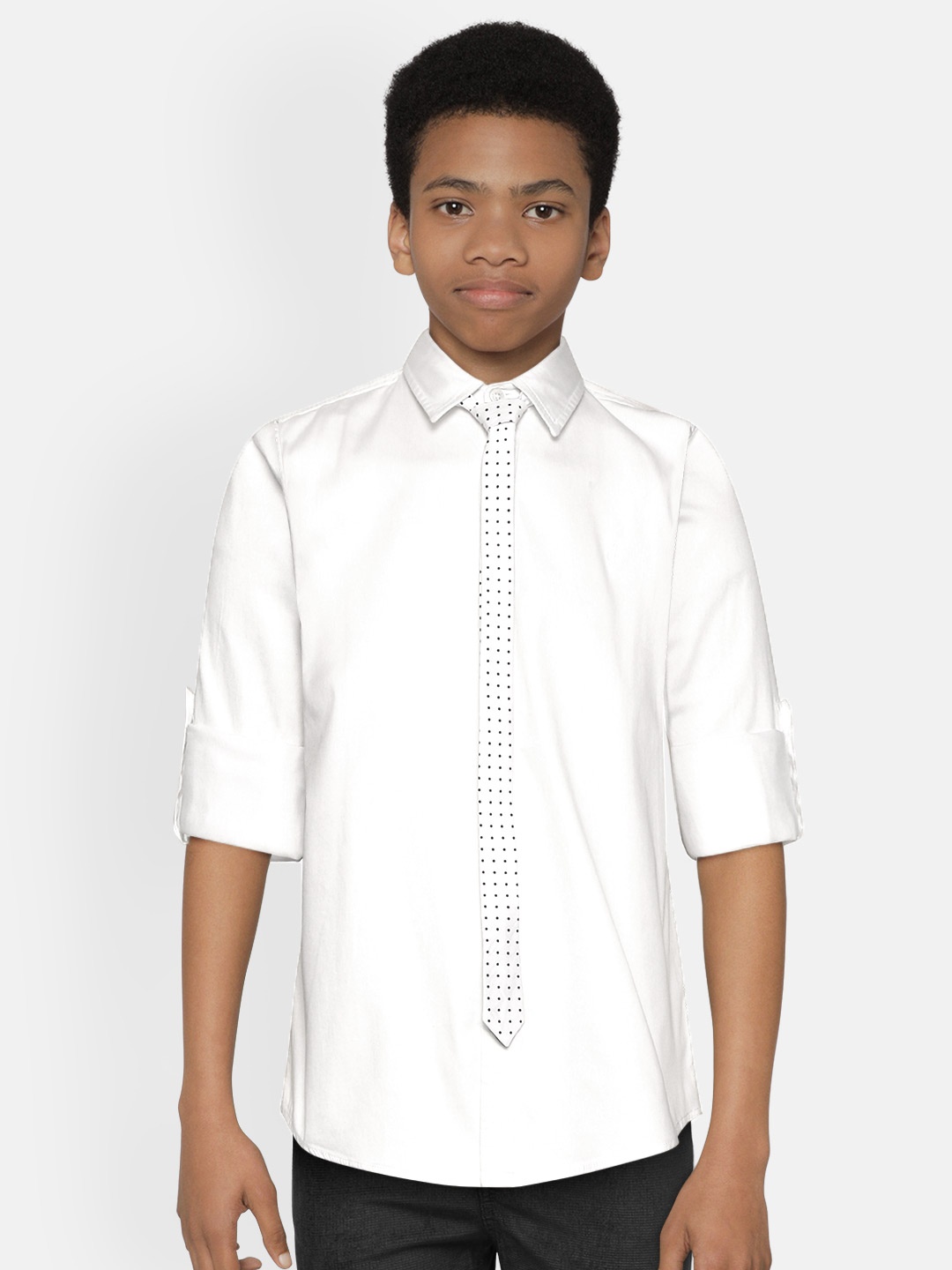 

Gini and Jony Boys White Solid Classic Fit Casual Shirt with Polka Dot Print Tie