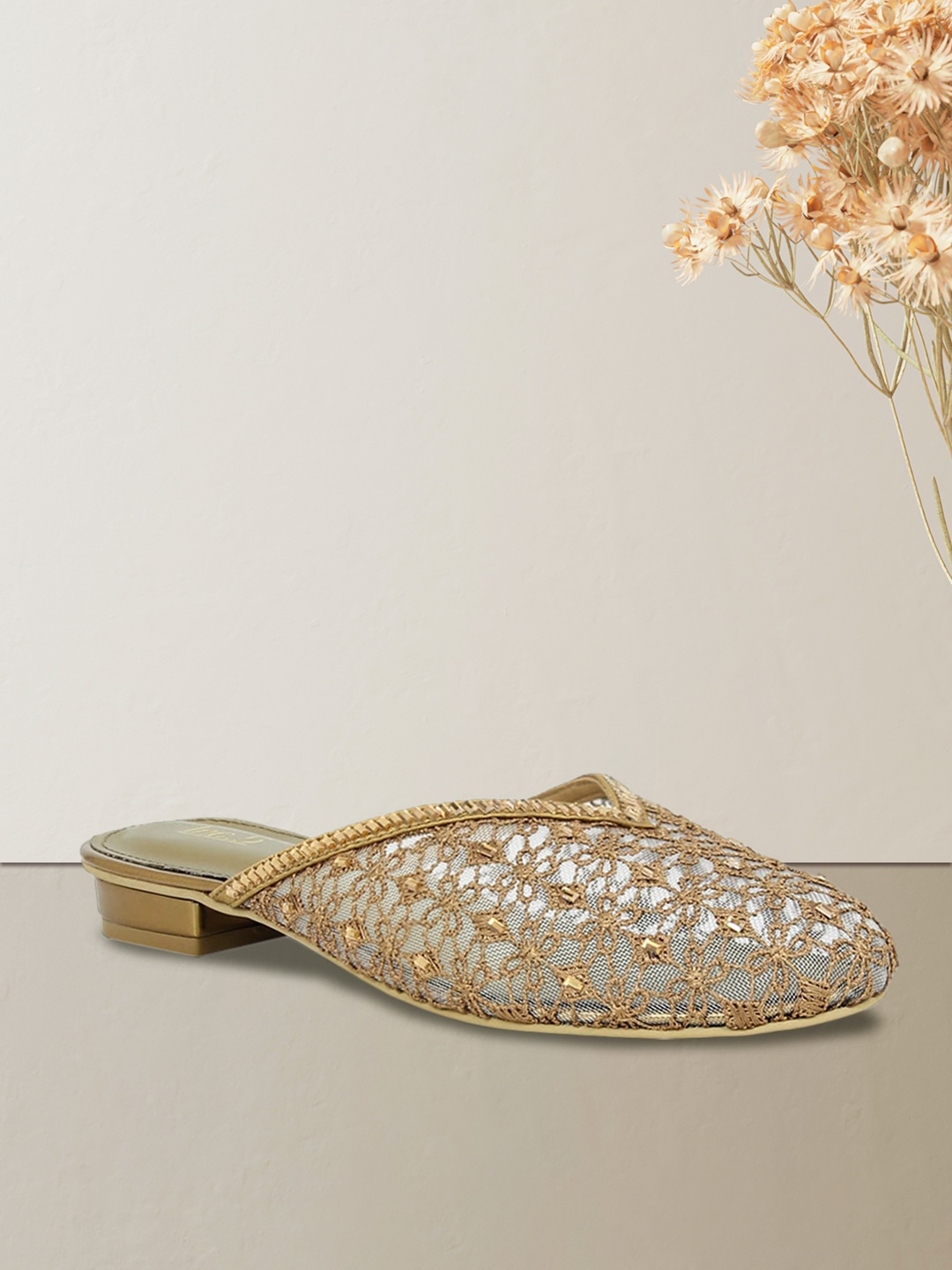 

Inc 5 Women Gold-Toned Embellished Mules