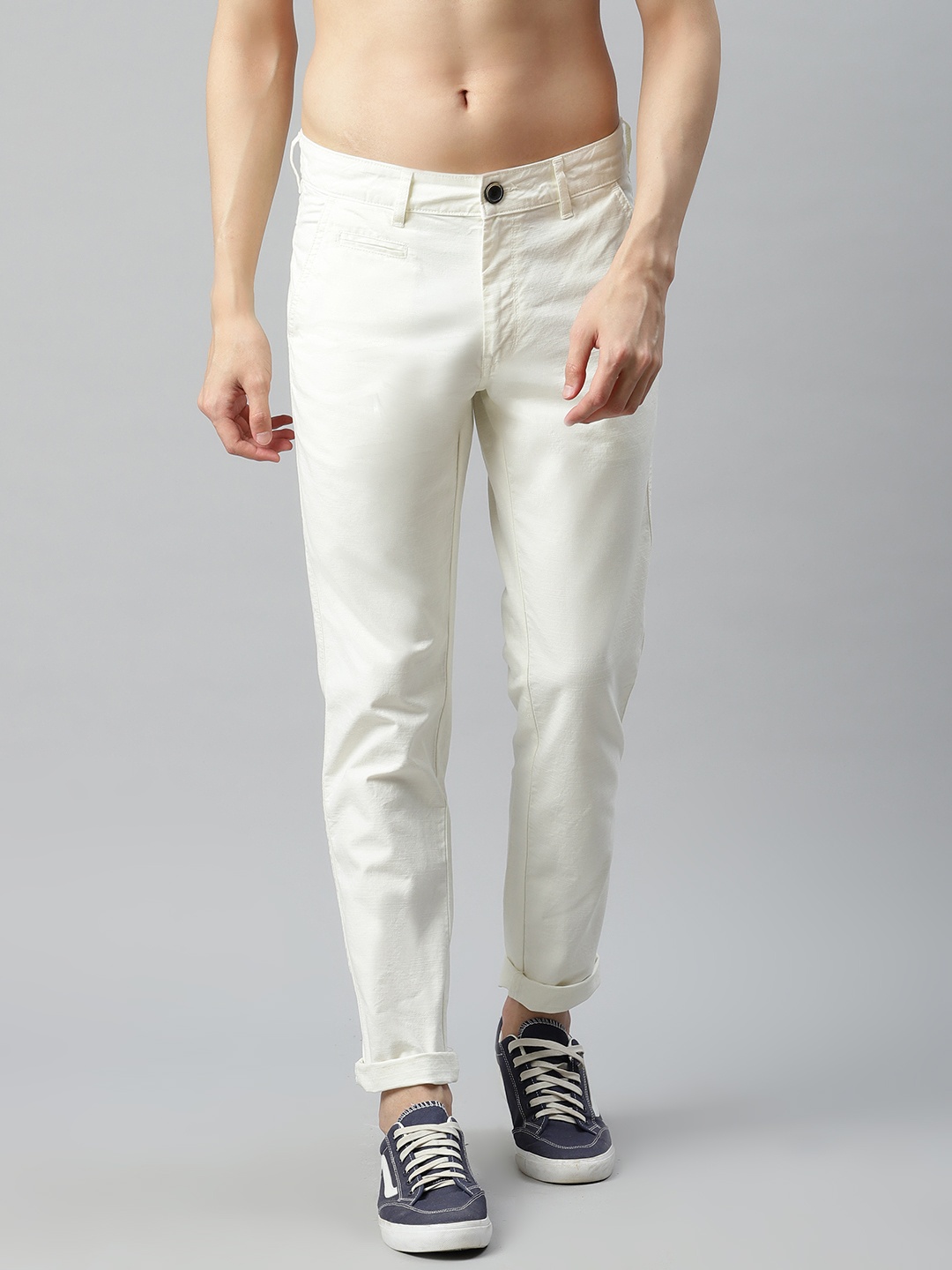 

Roadster Men White Slim Fit Pure Cotton Trousers