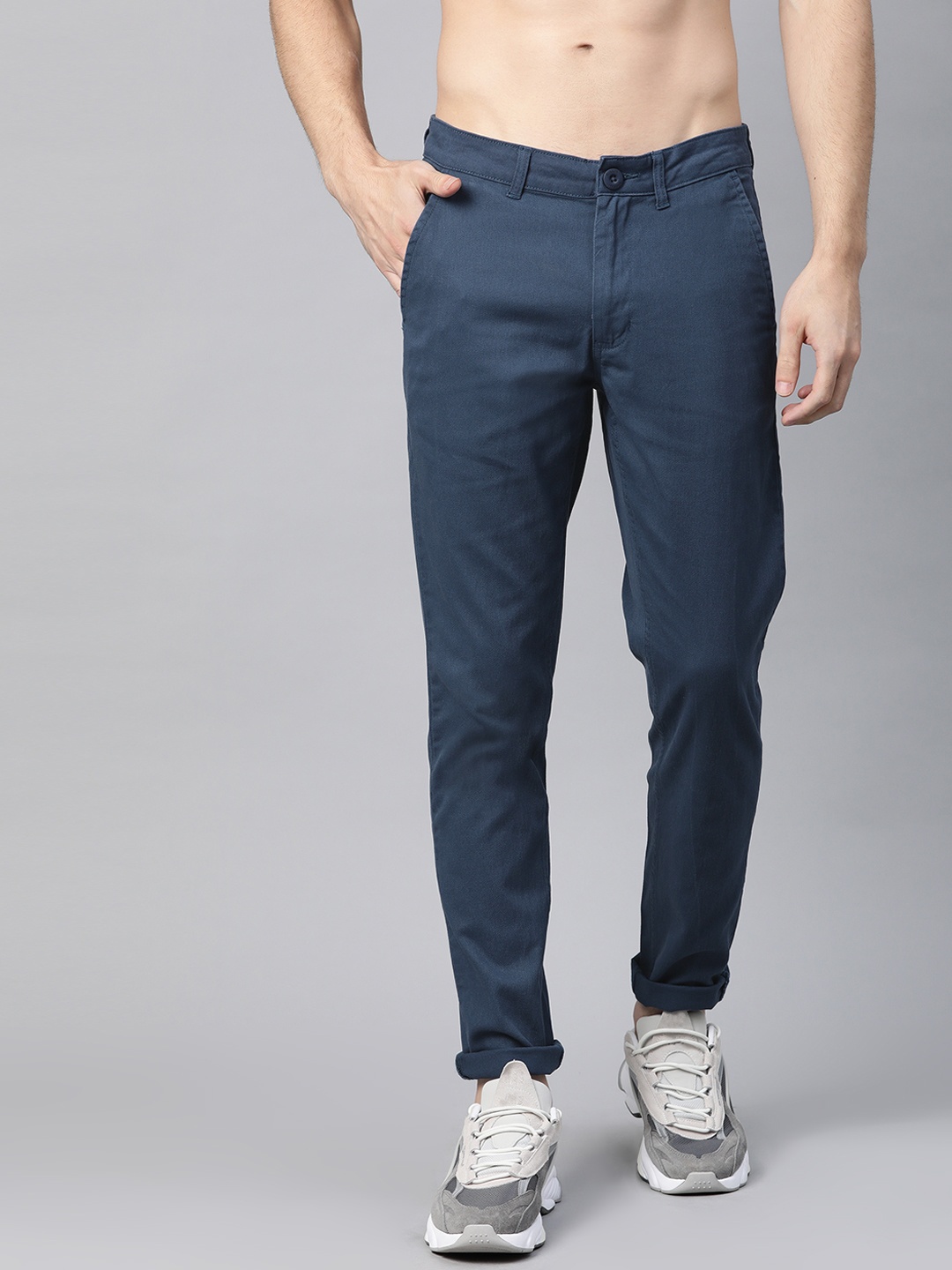 

Roadster Men Navy Blue Chinos Trousers