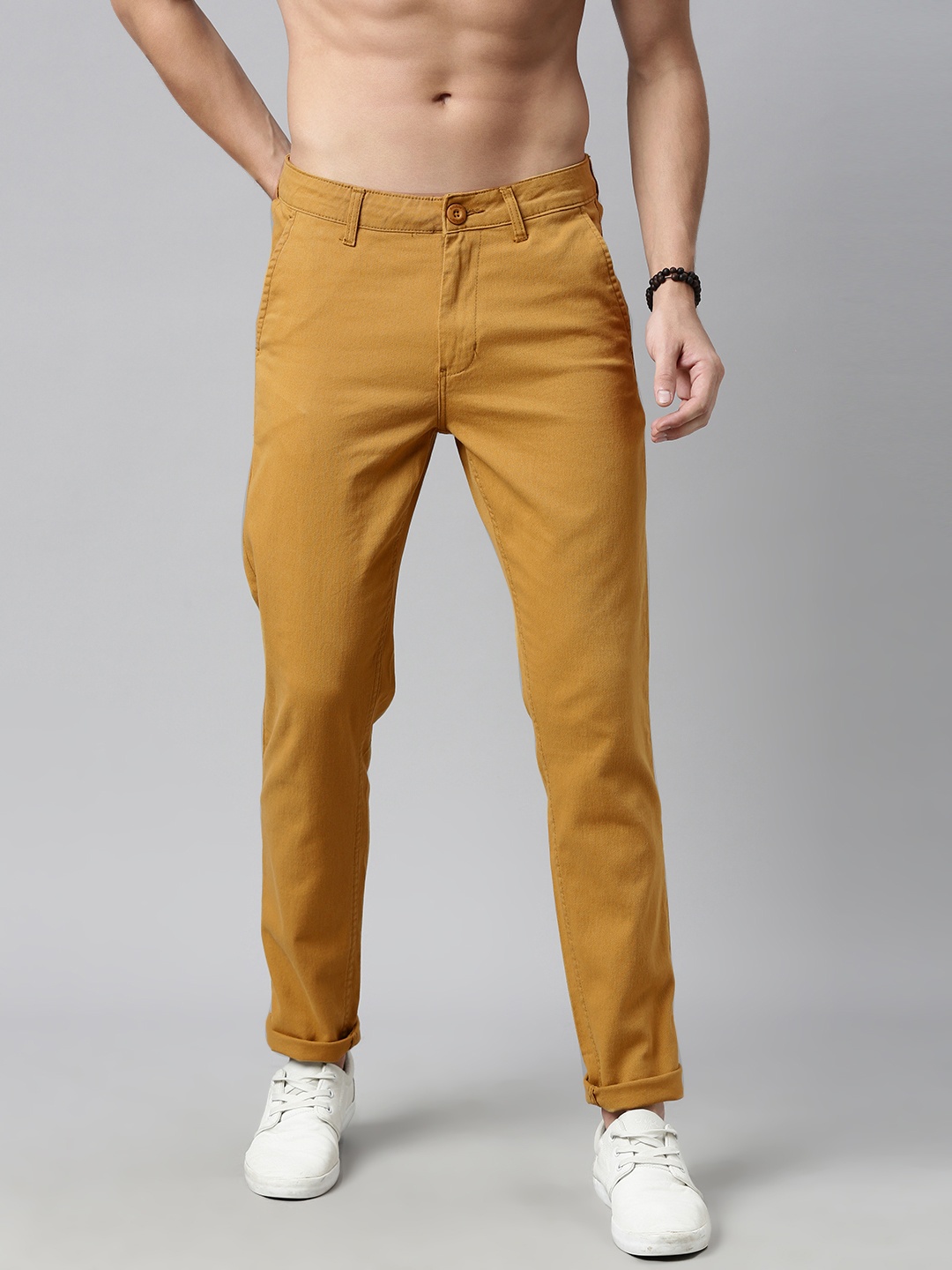 

Roadster Men Khaki Regular Trousers