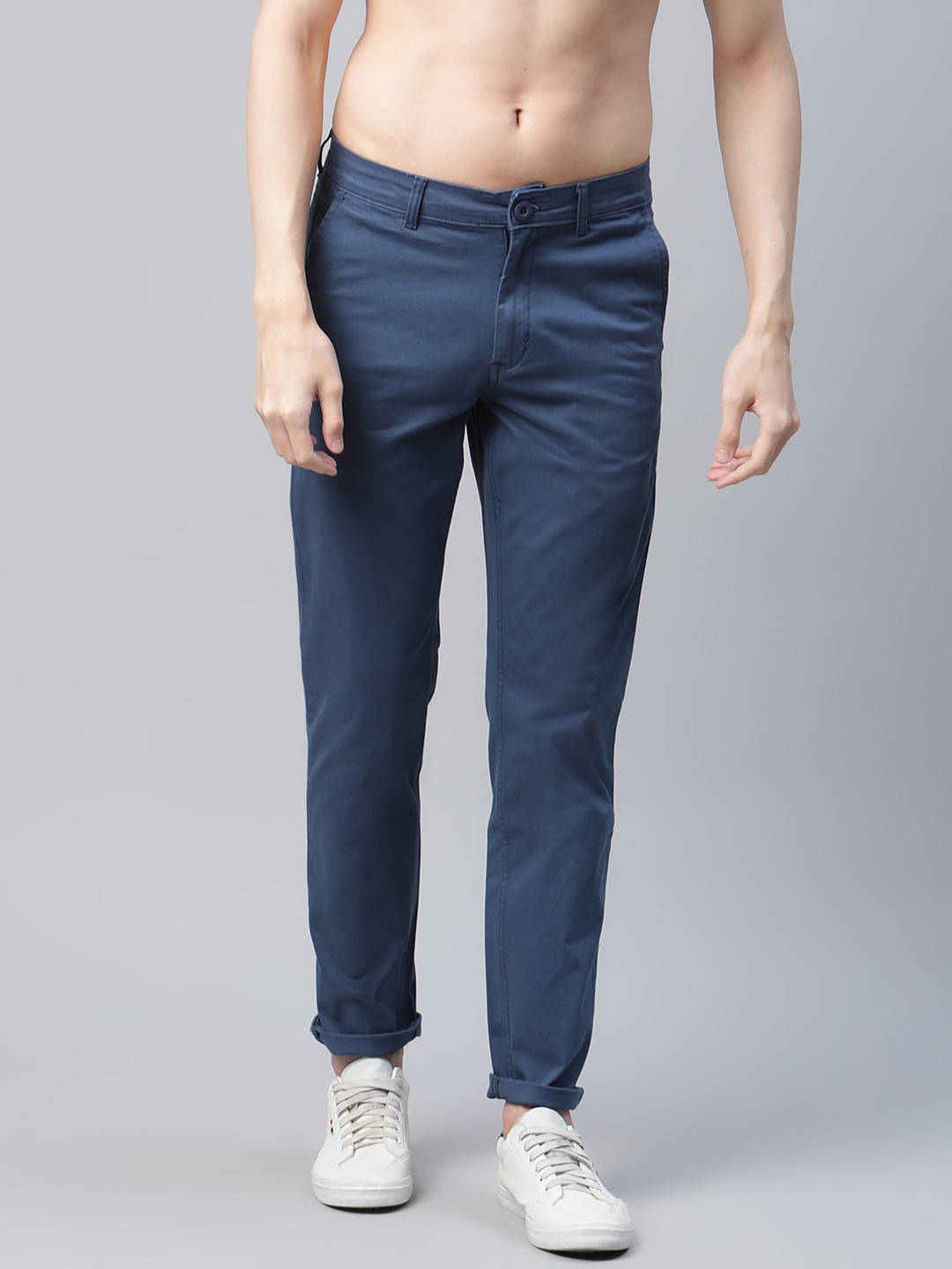 

Roadster Men Blue Solid Slim Fit Chinos