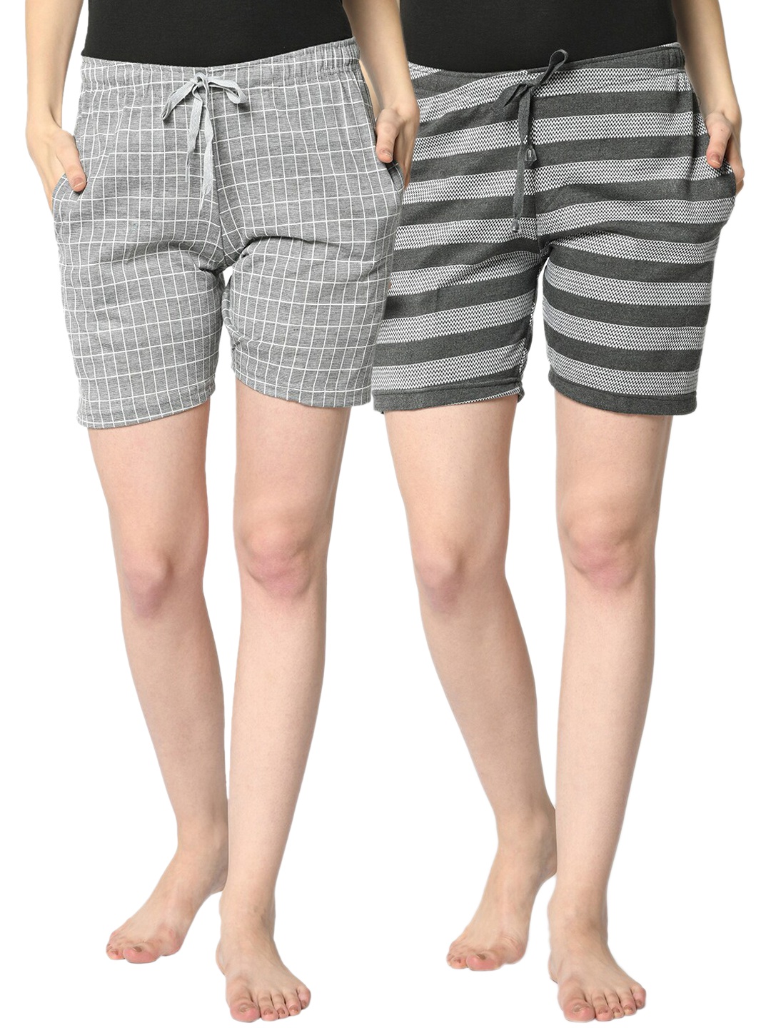 

VIMAL JONNEY Women Grey Checked Lounge Shorts
