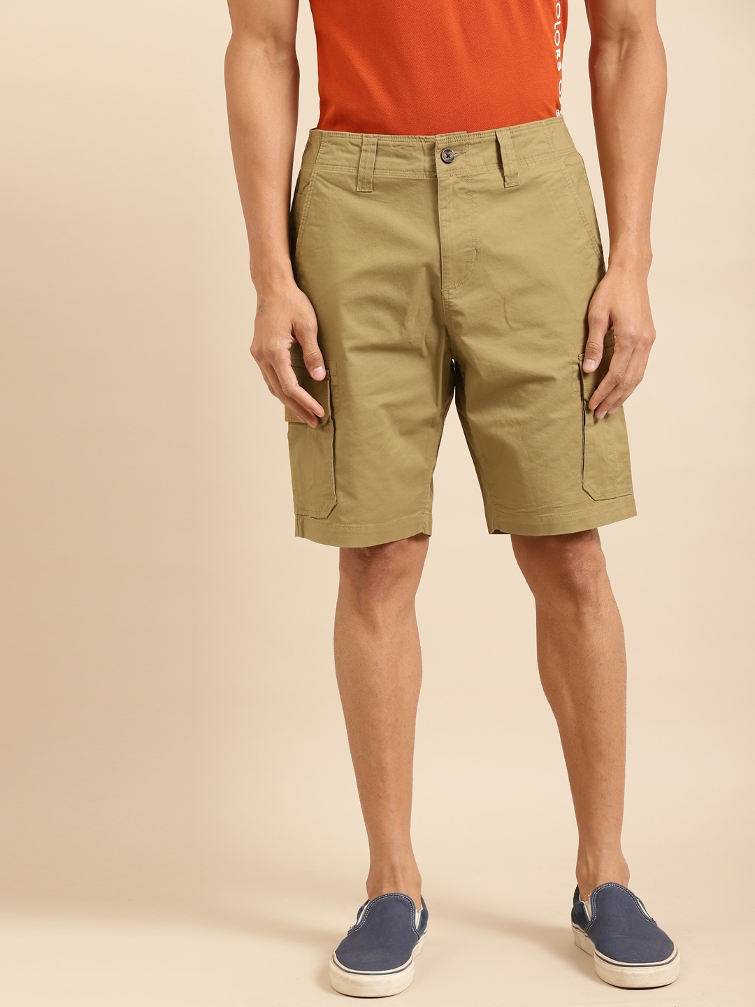 

United Colors of Benetton Men Beige Solid Comfort Fit Cargo Shorts