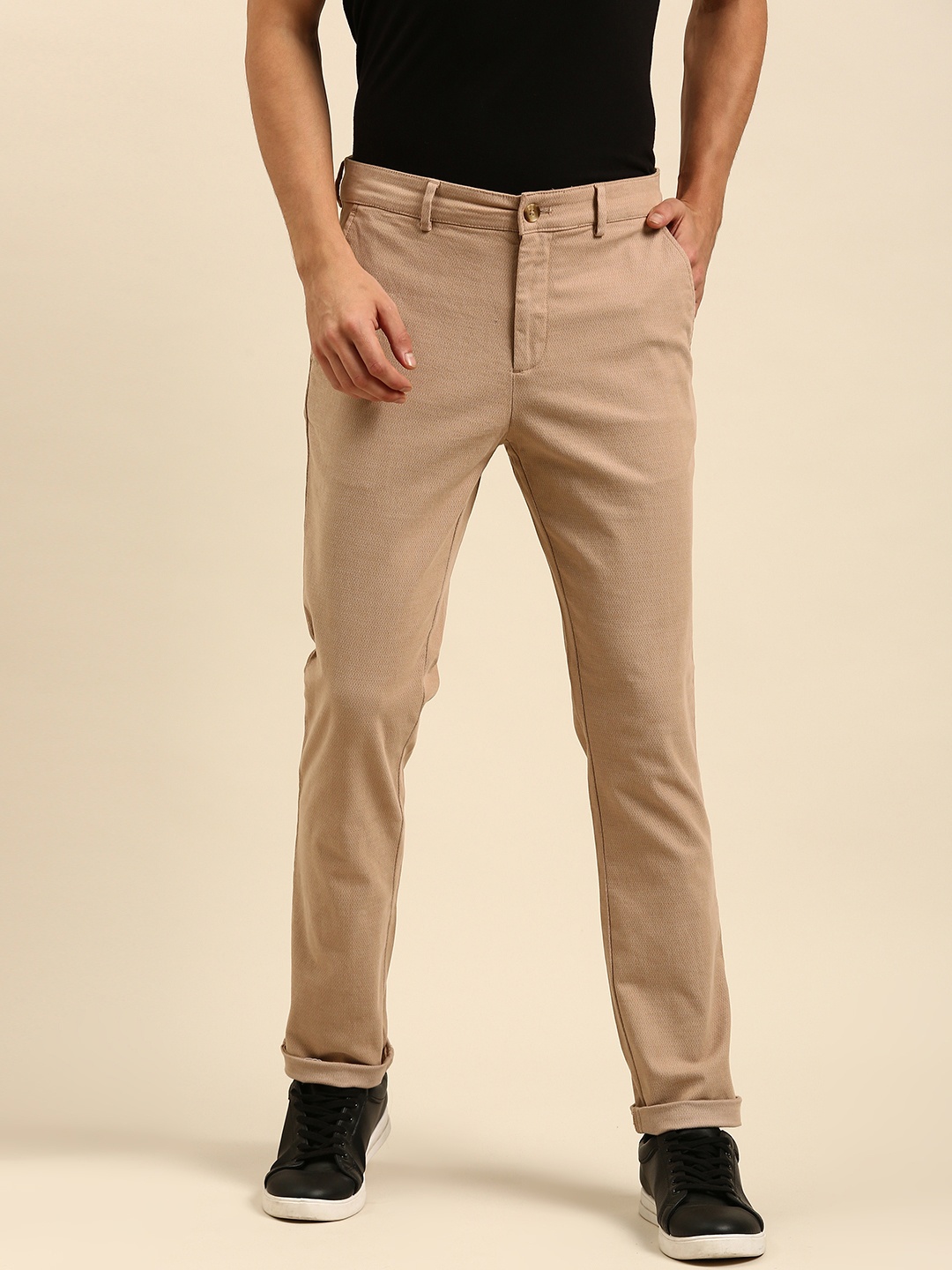

United Colors of Benetton Men Beige Slim Fit Self Design Chinos Trousers
