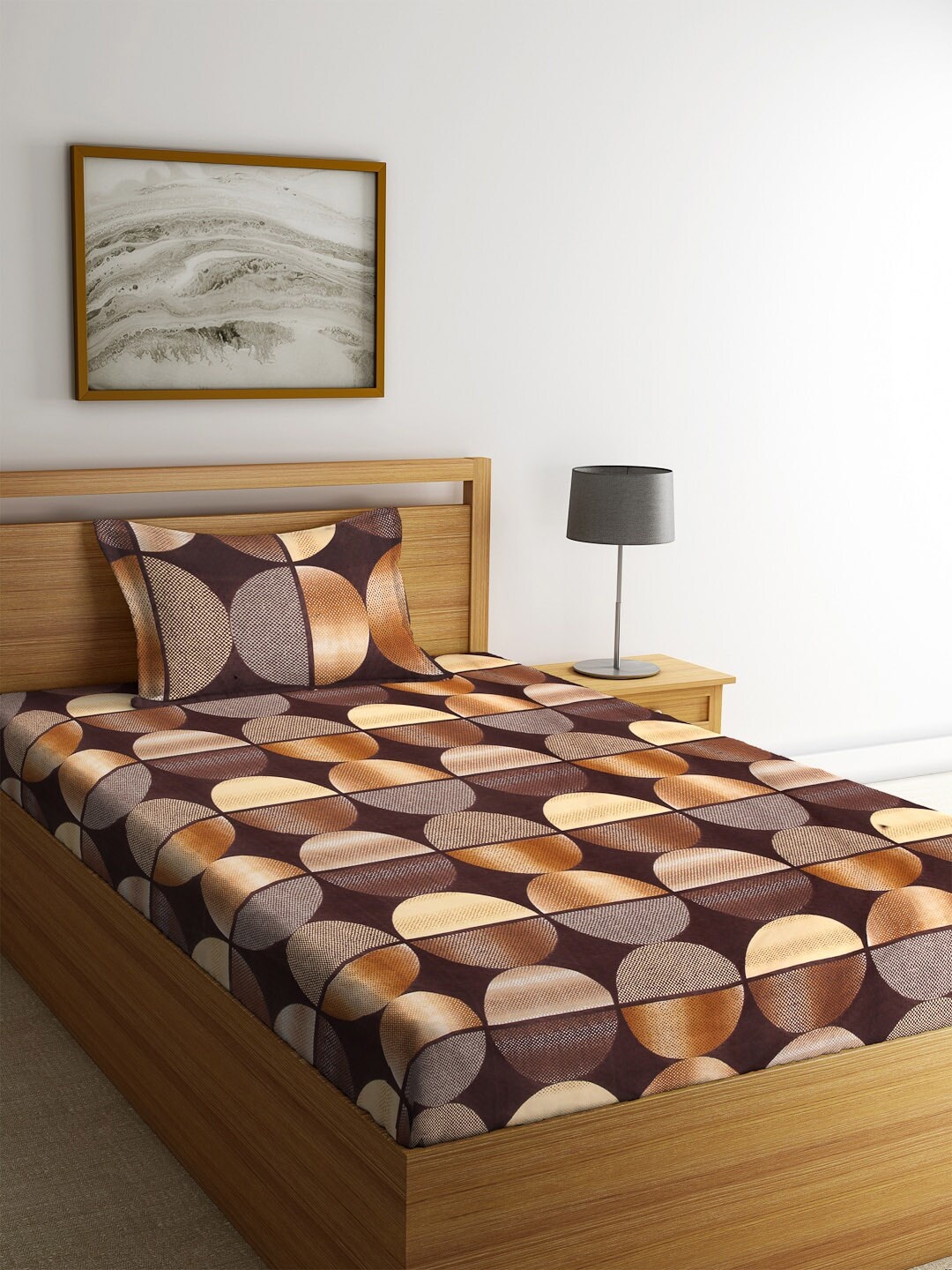 

KLOTTHE Brown & Beige Geometric 300 TC Cotton Blend Single Bedsheet with 1 Pillow Covers