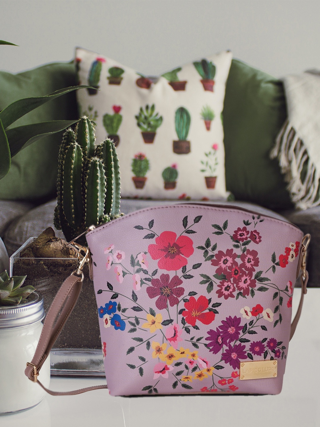 

Lapis O Lupo Peach-Coloured Printed Sling Bag