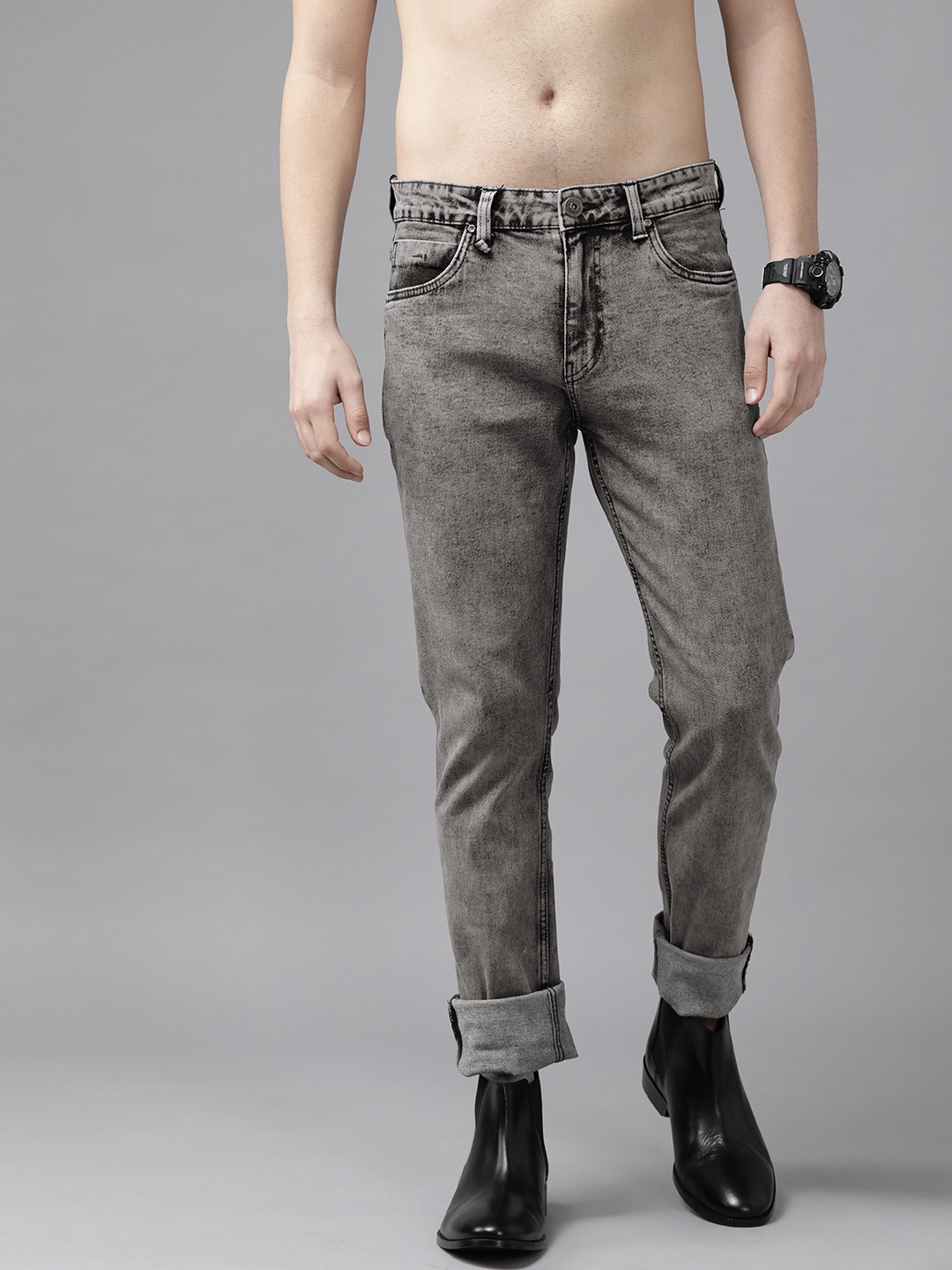 

Roadster Men Charcoal Grey Slim Tapered Fit Light Fade Stretchable Jeans
