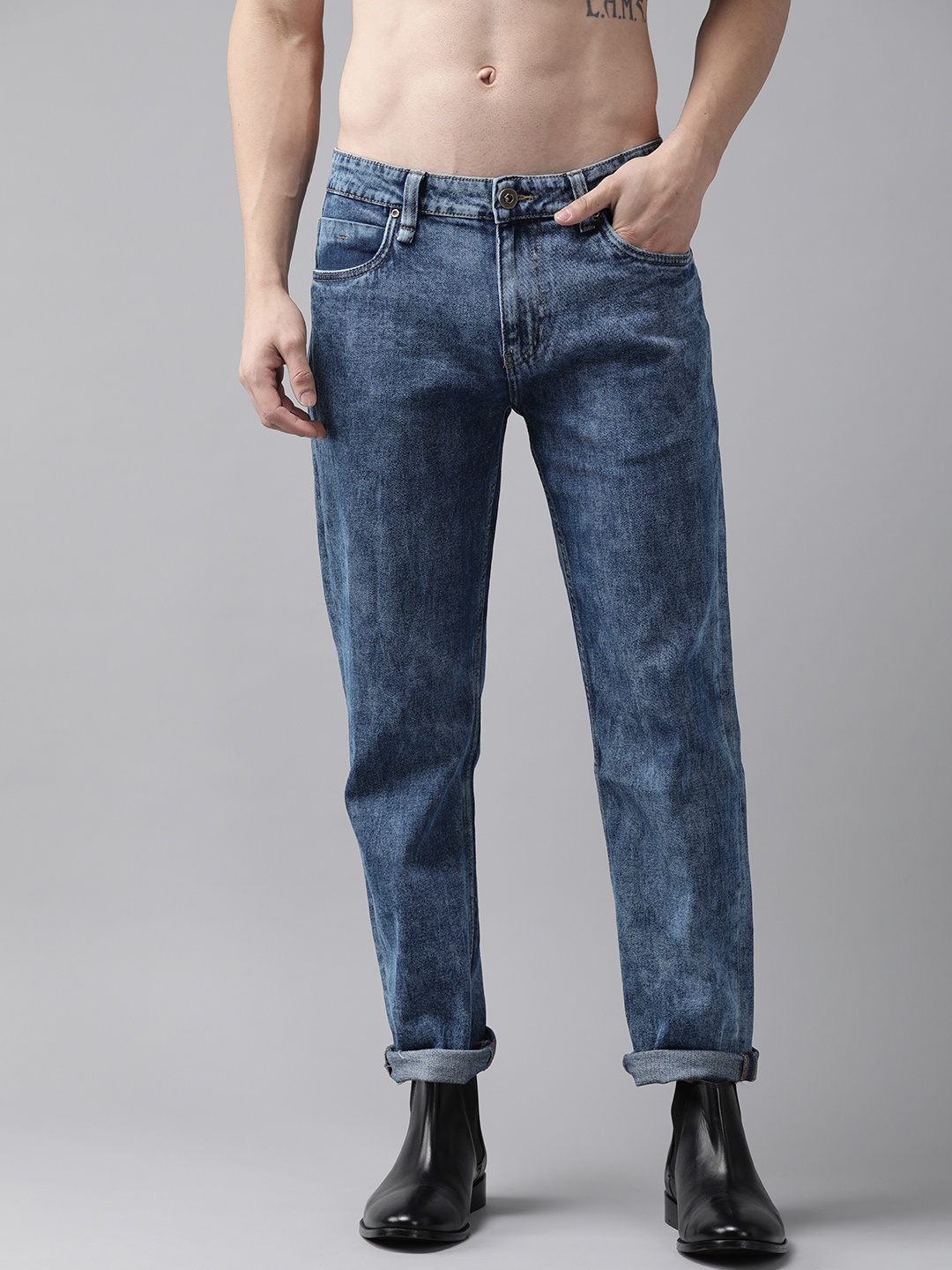 

Roadster Men Blue Slim Tapered Fit Light Fade Stretchable Jeans