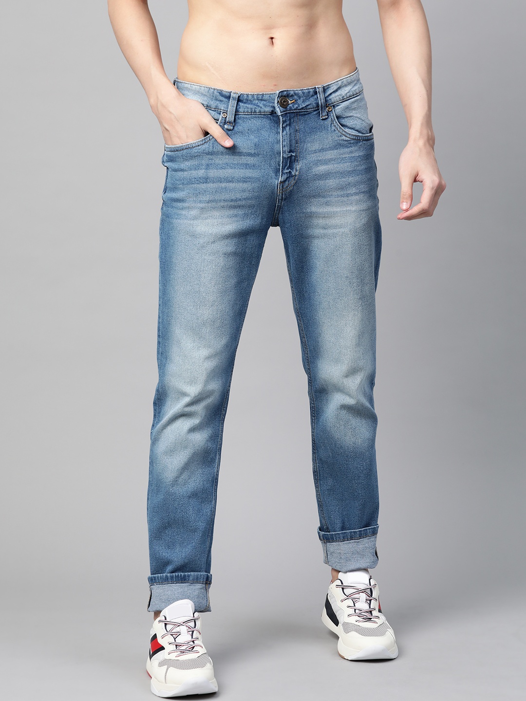 

Roadster Men Blue Slim Tapered Fit Light Fade Stretchable Jeans