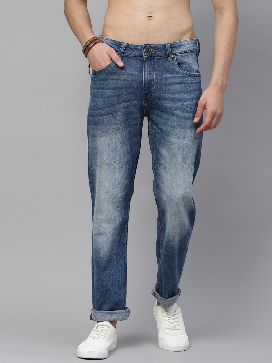 

Roadster Men Blue Slim Tapered Fit Light Fade Stretchable Jeans