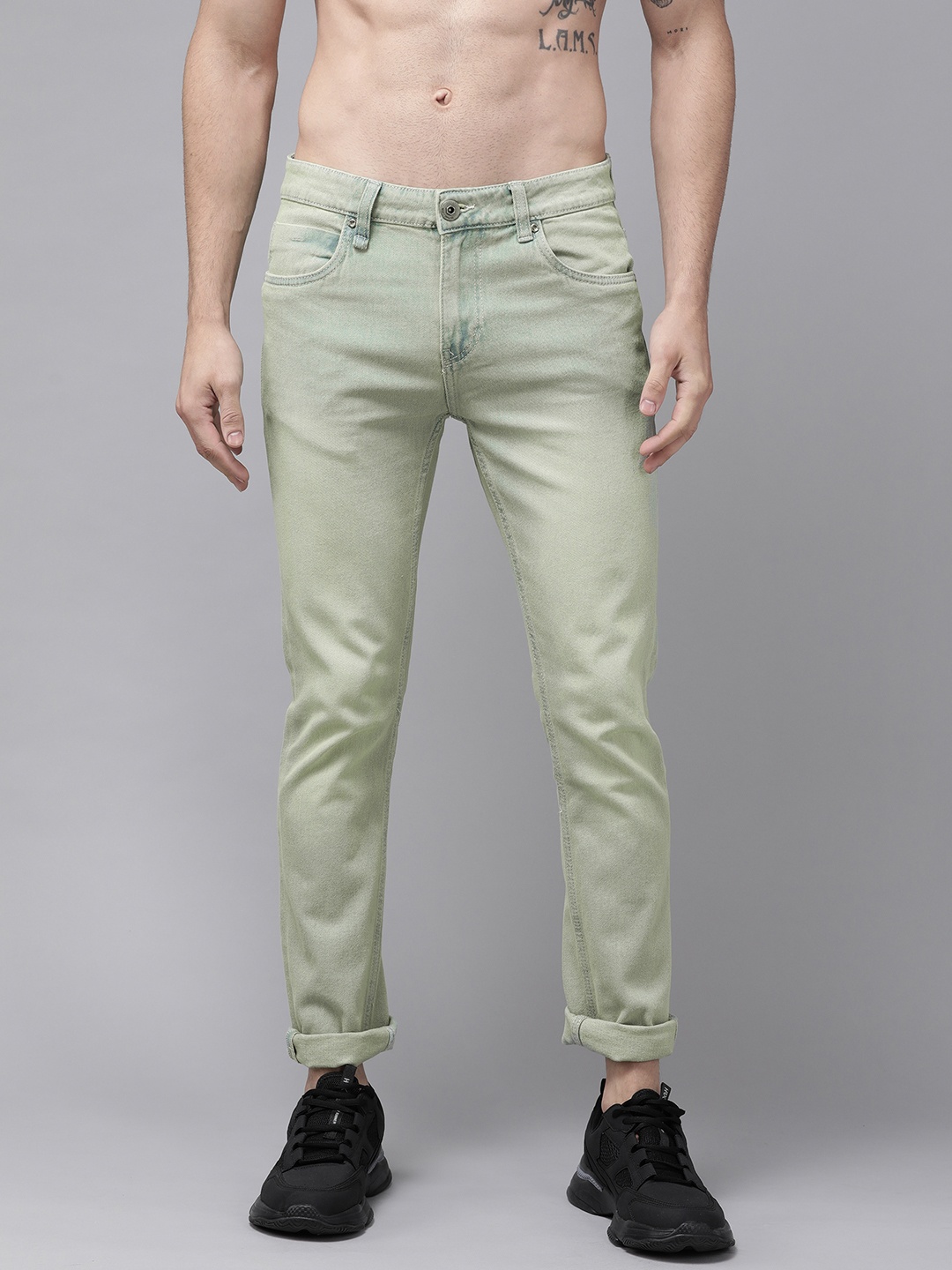 

Roadster Men Green Slim Fit Light Fade Stretchable Jeans