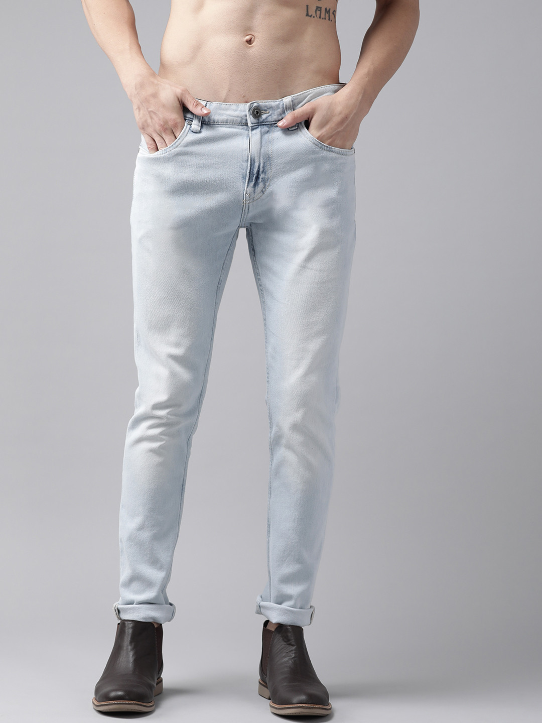 

Roadster Men Black Skinny Fit Heavy Fade Stretchable Jeans