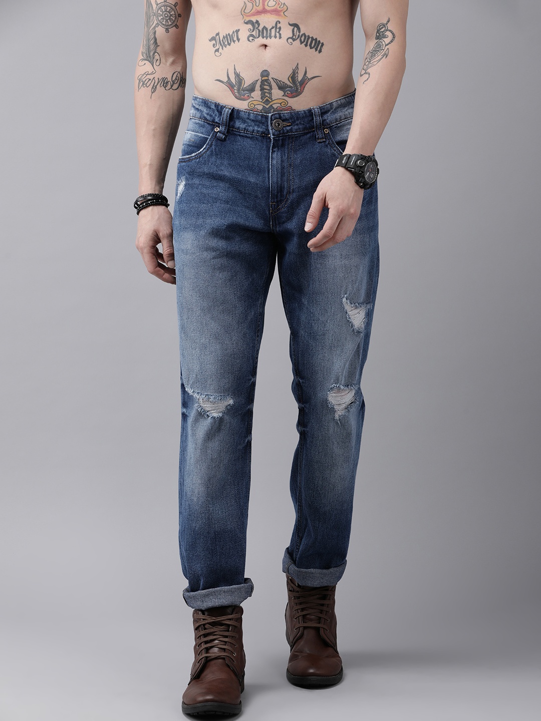 

Roadster Men Blue Slim Fit Light Fade Slashed Knee Stretchable Jeans