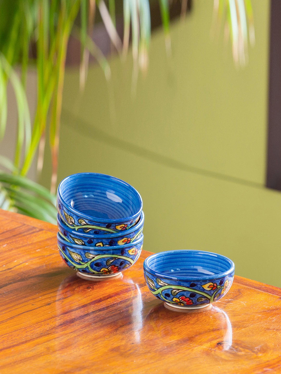 

ExclusiveLane Set of 4 Blue & Red Mughal Gardens Hand-Painted Ceramic Bowls 160 ml
