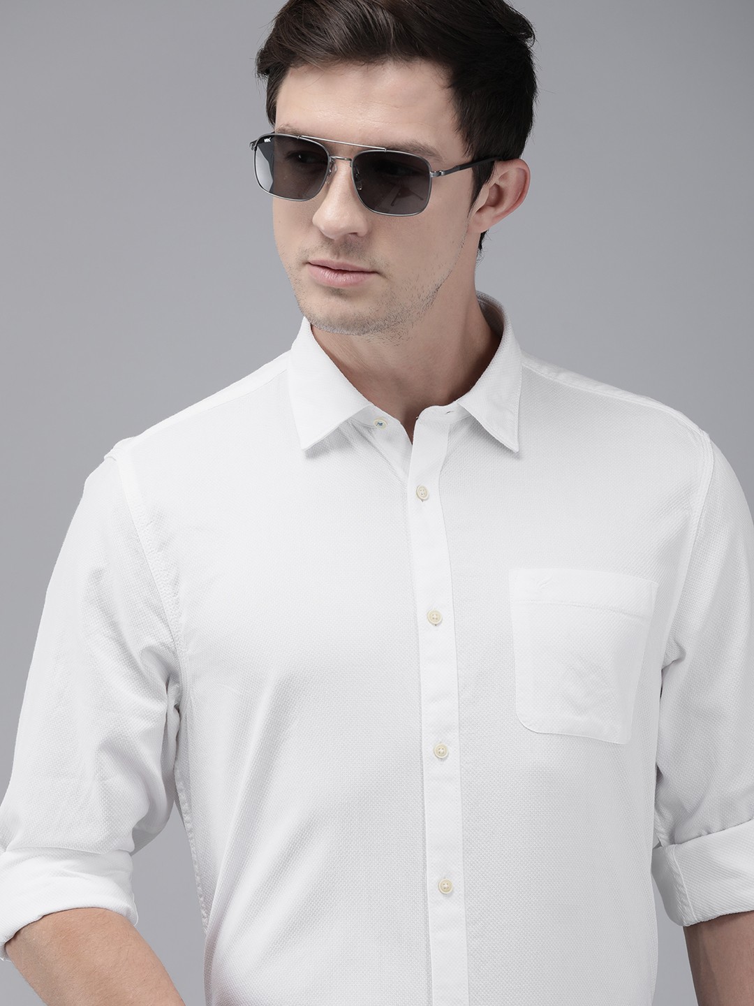 

Blackberrys Men White Slim Fit Solid Smart Casual Shirt