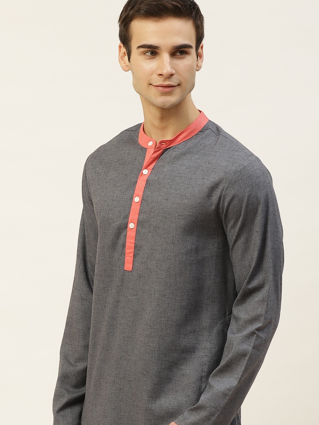 

Ode by House of Pataudi Men Charcoal Grey Pure Cotton Solid Kurta