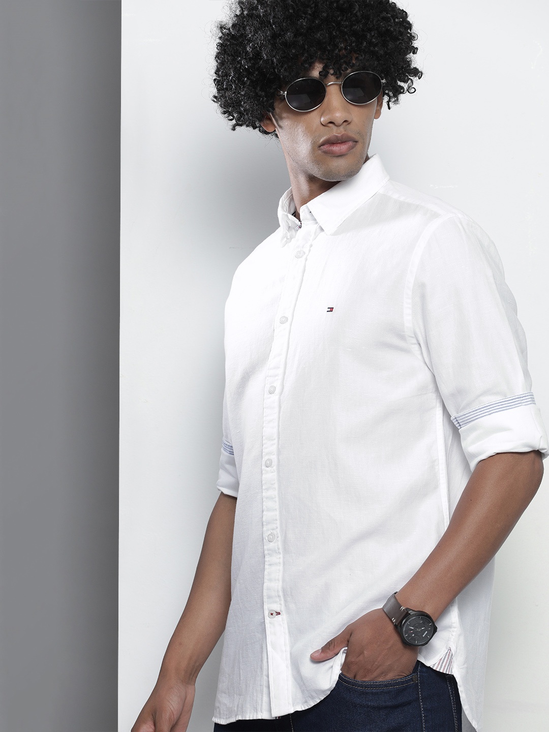 

Tommy Hilfiger Men White Regular Fit Solid Casual Shirt