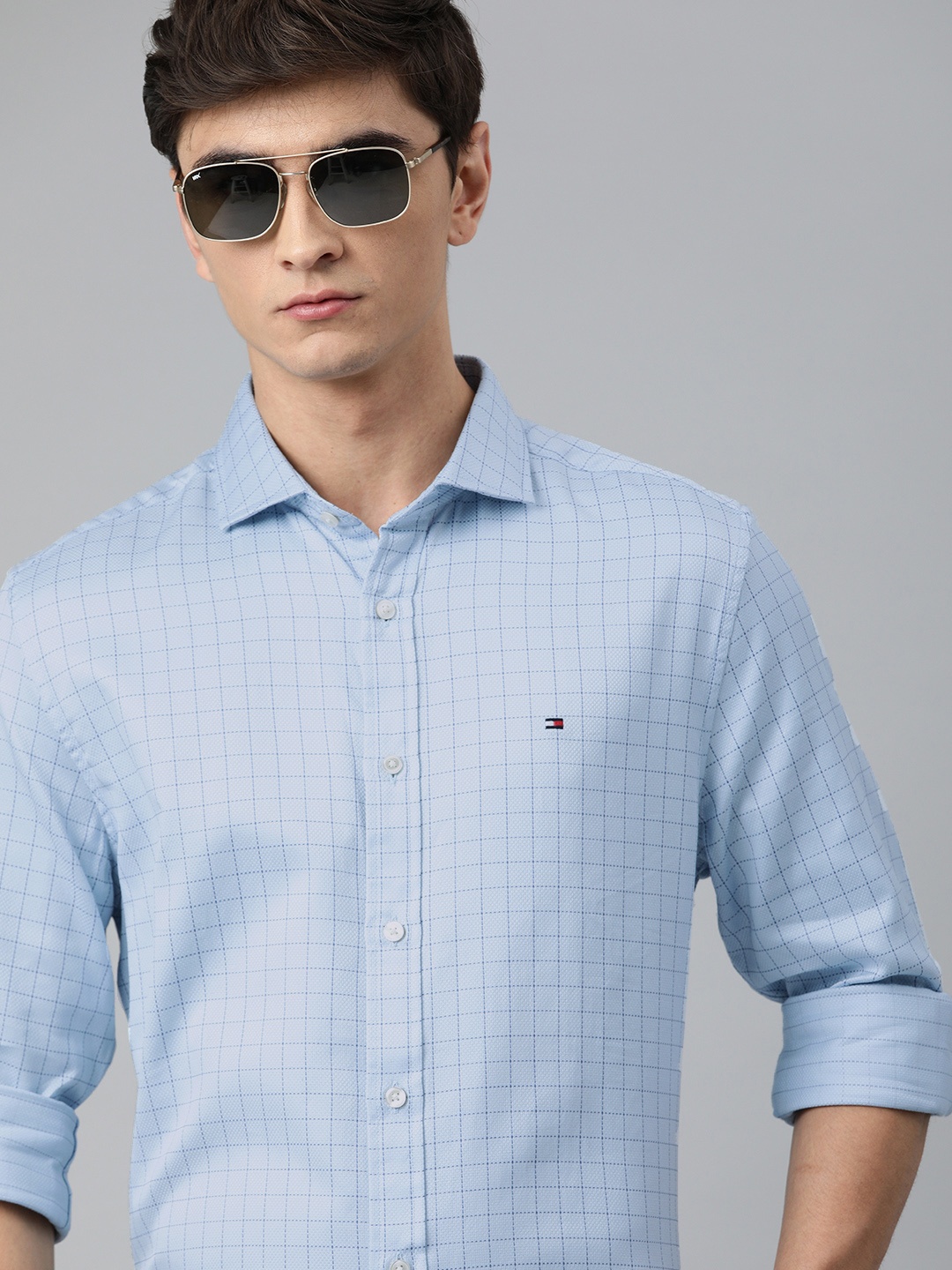 

Tommy Hilfiger Men Blue Regular Fit Checked Smart Casual Shirt