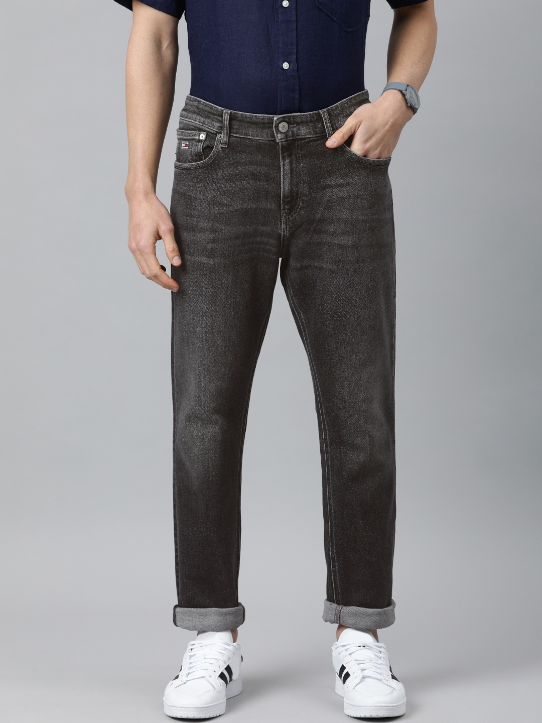 

Tommy Hilfiger Men Black Ryan Straight Fit Mid-Rise Clean Look Stretchable Jeans