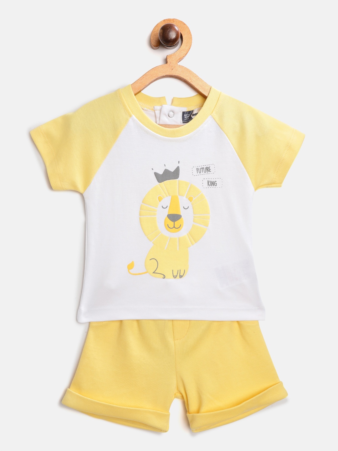 

Moms Love Infant Boys White & Yellow Pure Cotton Lion Print T-shirt with Shorts