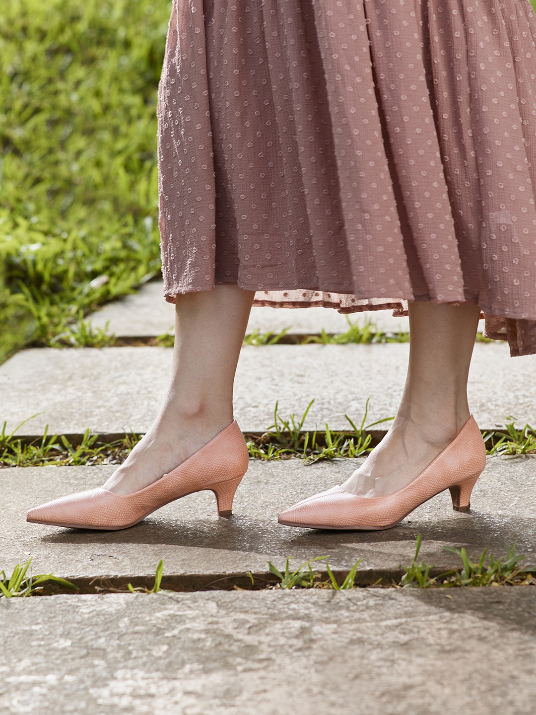 

Allen Solly Women Pink Snakeskin Textured Pumps