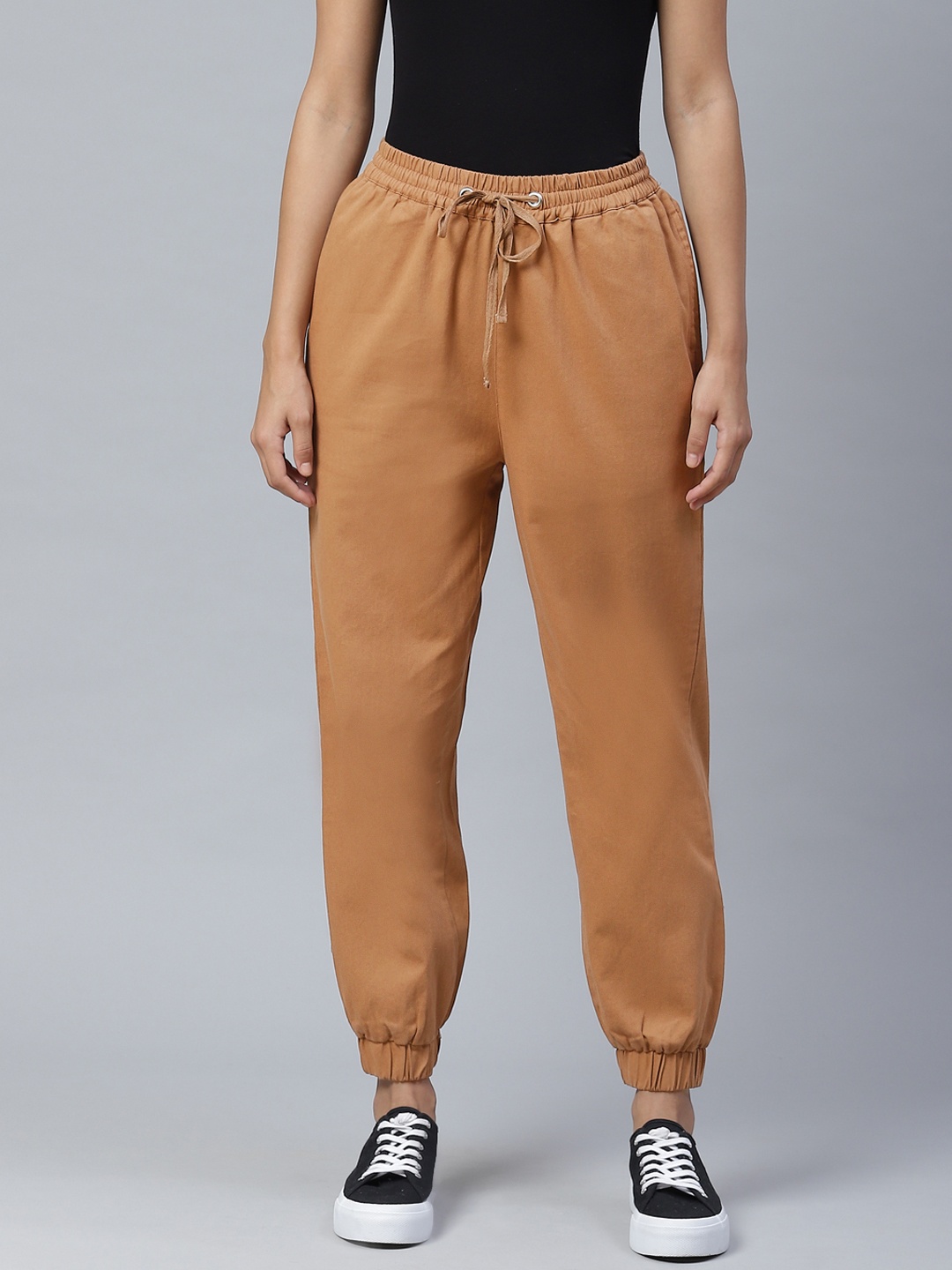 

plusS Women Brown Straight Fit Solid Joggers