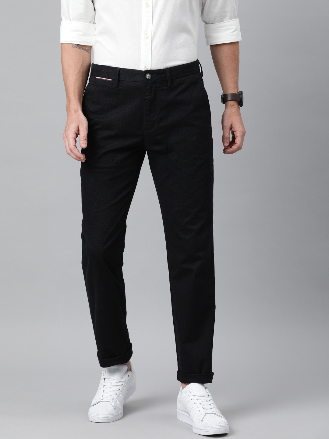 

Tommy Hilfiger Men Black & Grey Straight Fit Self Design Denton Chinos