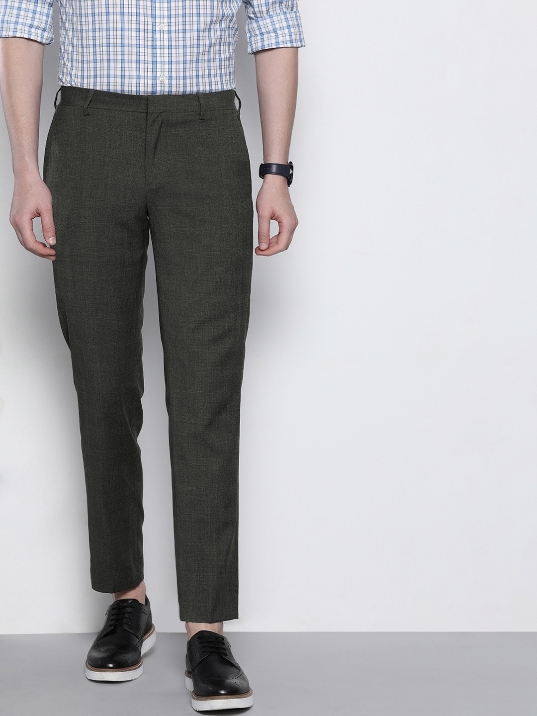 

Tommy Hilfiger Men Black Slim Fit Solid Trousers