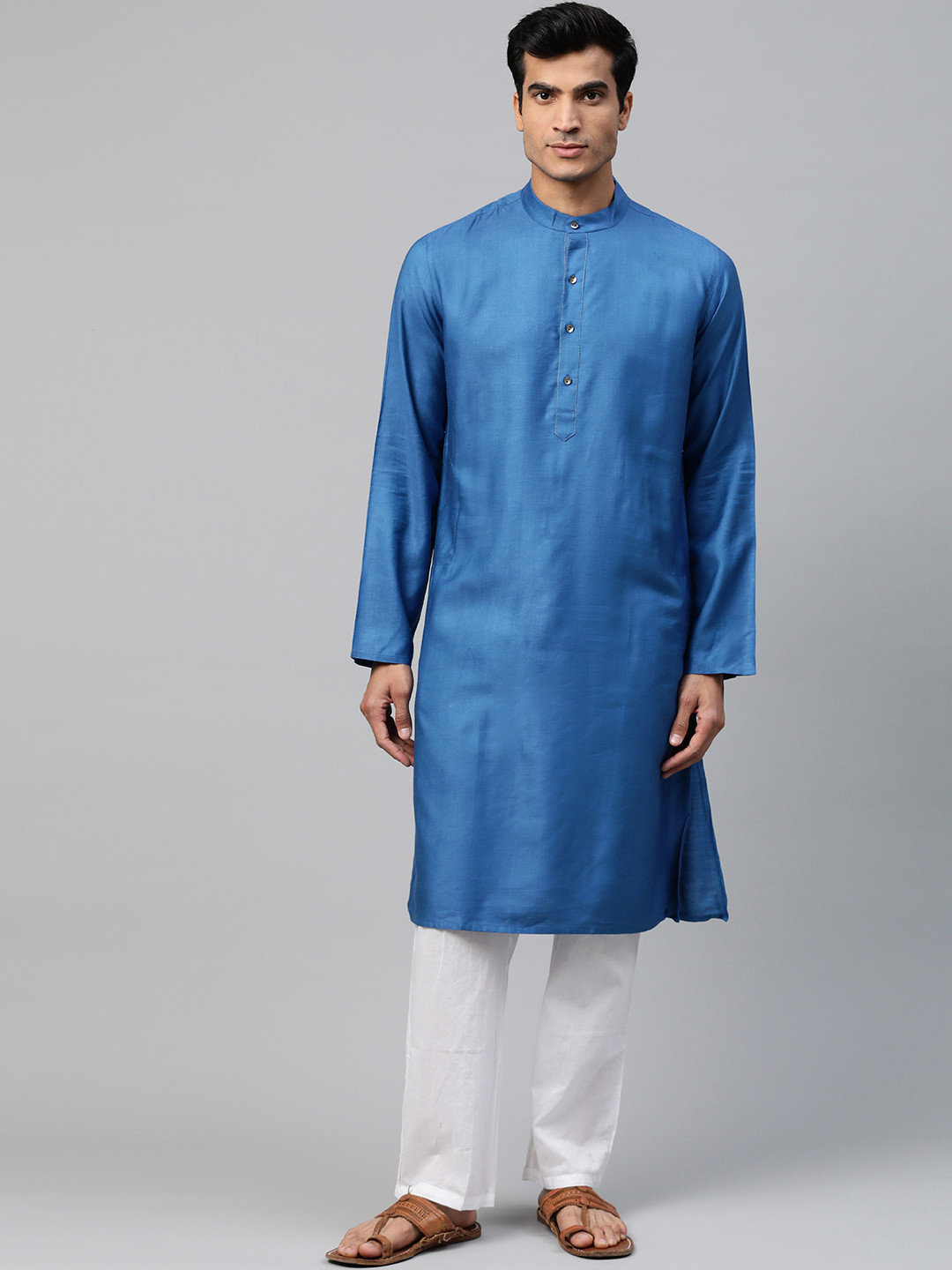 

Fabindia Men Navy Blue Solid Kurta