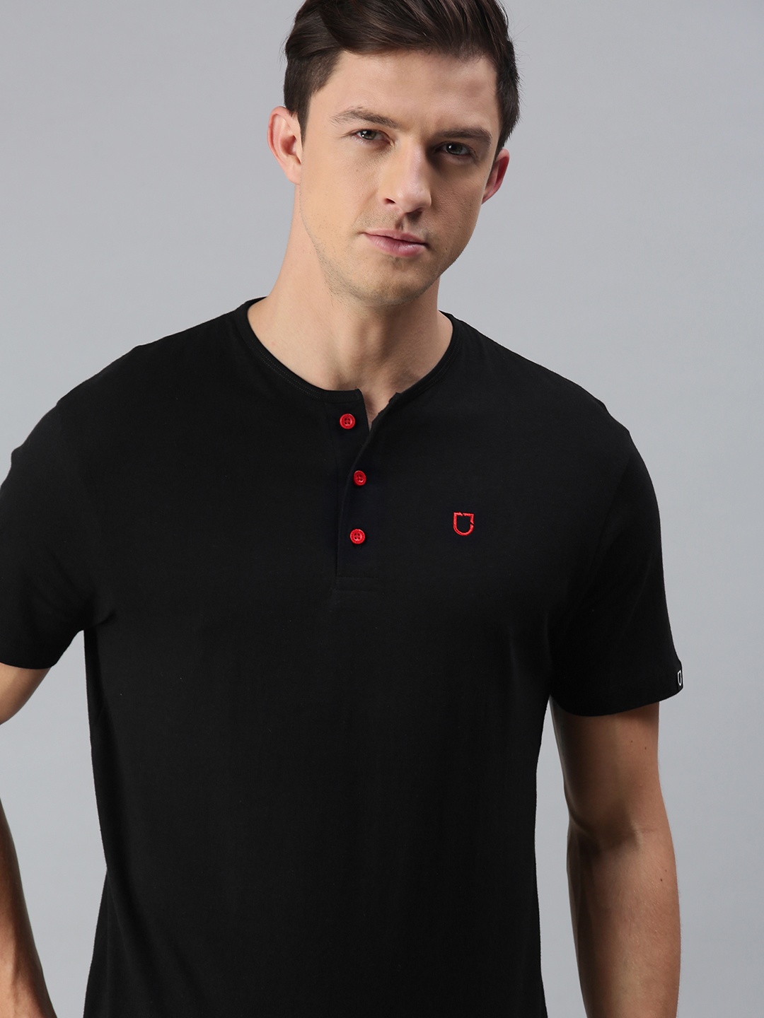 

Urbano Fashion Men Black Henley Neck Pure Cotton Slim Fit Pure Cotton T-shirt