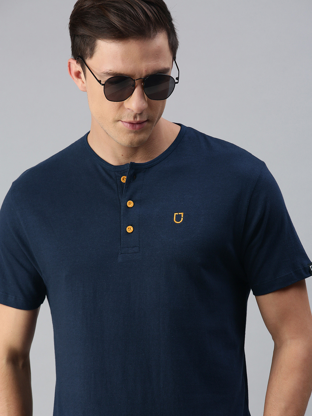 

Urbano Fashion Men Navy Blue Henley Neck Pure Cotton Slim Fit Pure Cotton T-shirt