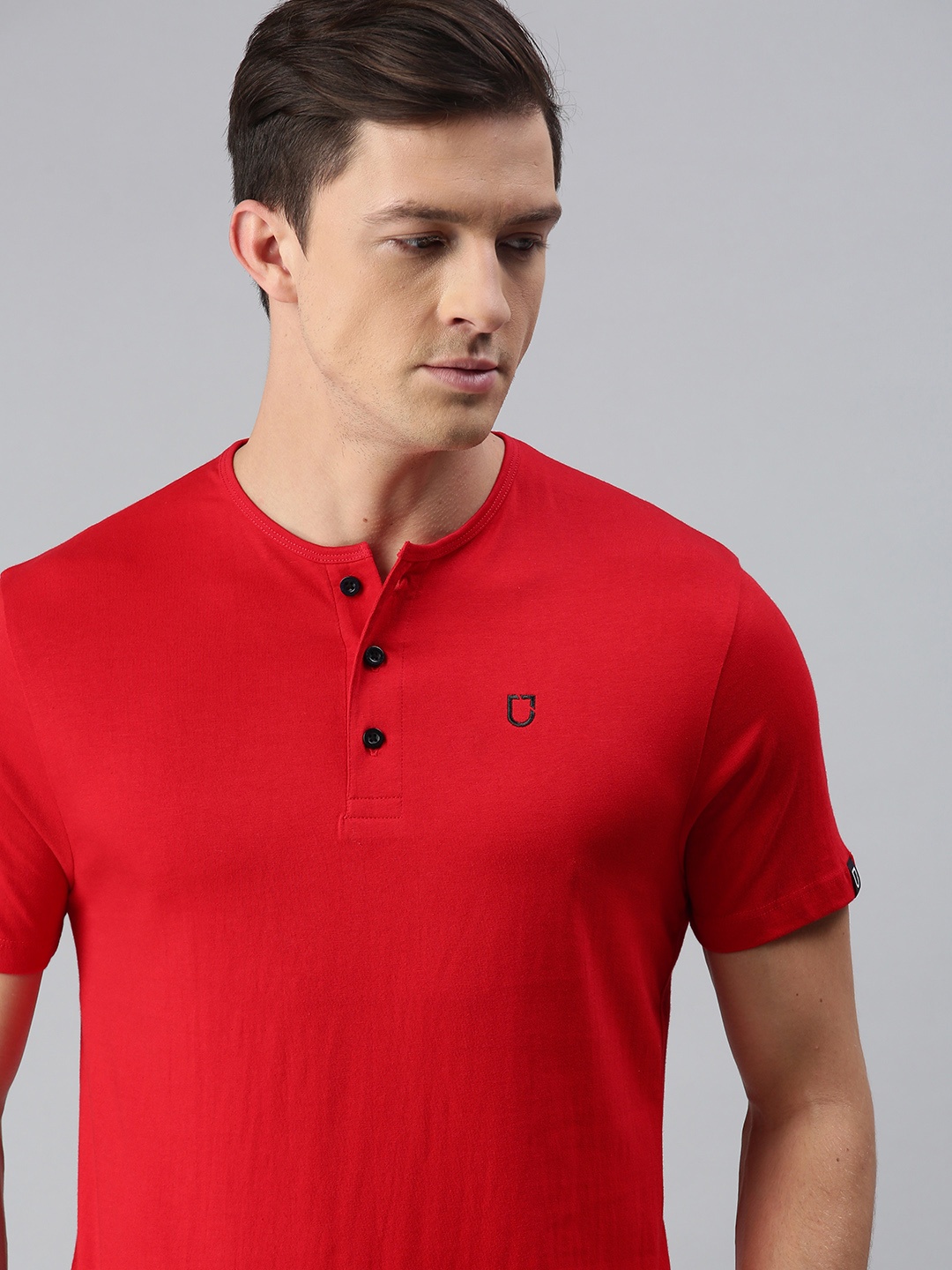 

Urbano Fashion Men Red Henley Neck Pure Cotton Slim Fit Pure Cotton T-shirt