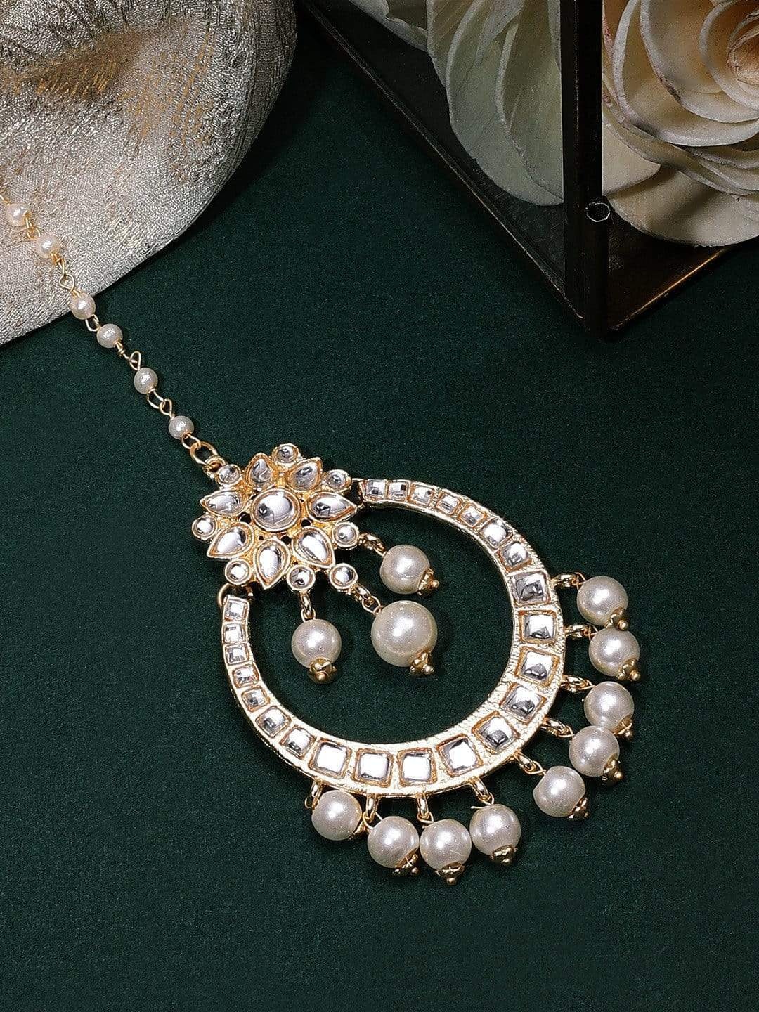 

Rubans Gold-Plated White Kundan-Studded & Pearl Embellished Maang Tikka