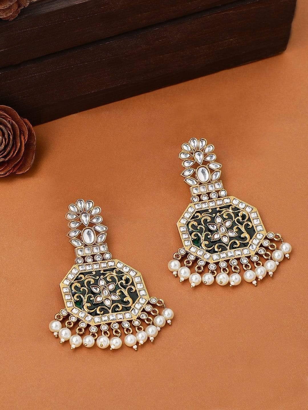 

Rubans Gold-Plated & Green Contemporary Chandbalis