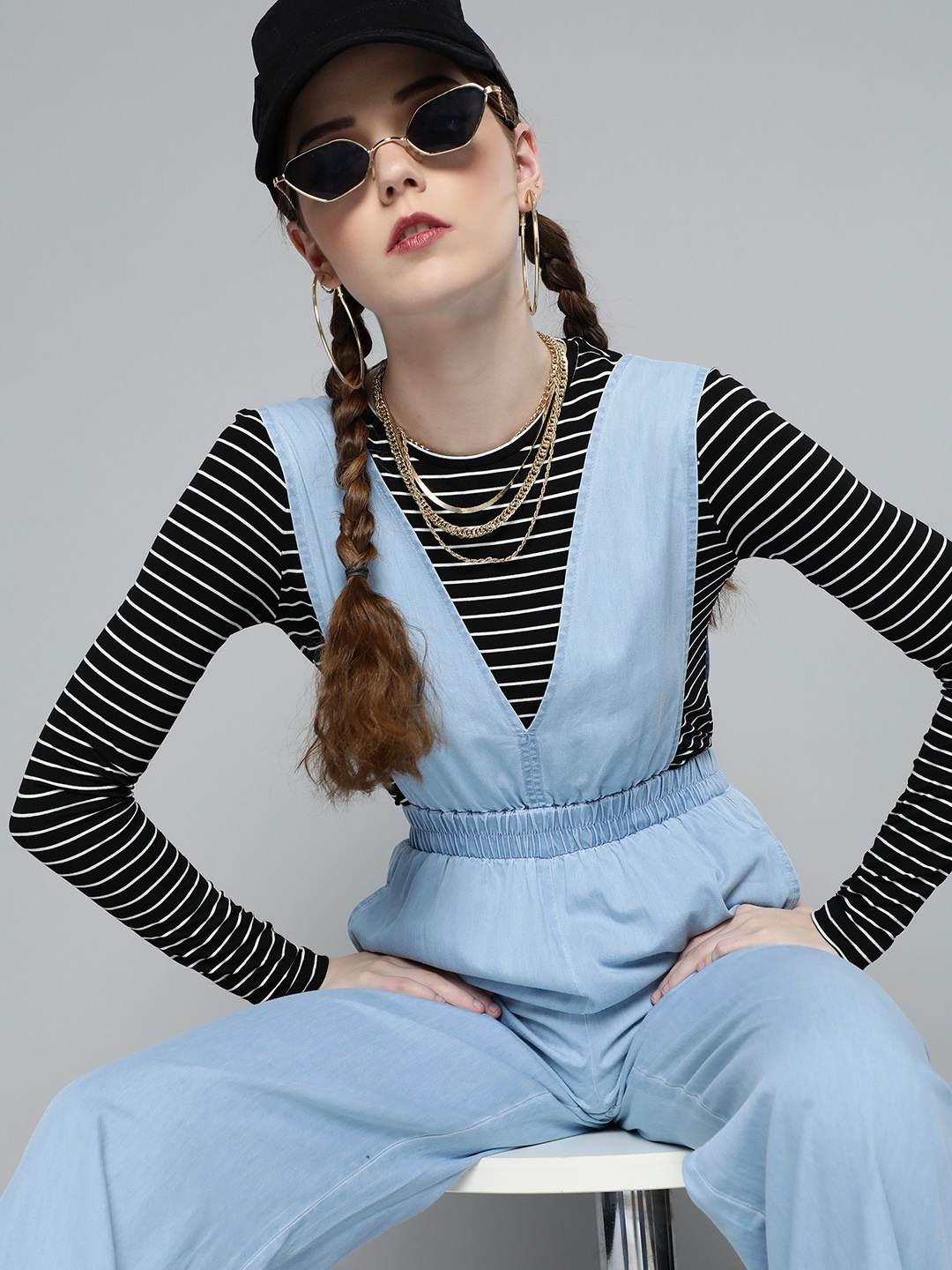 

SASSAFRAS Classy Blue Solid Denim Dungarees