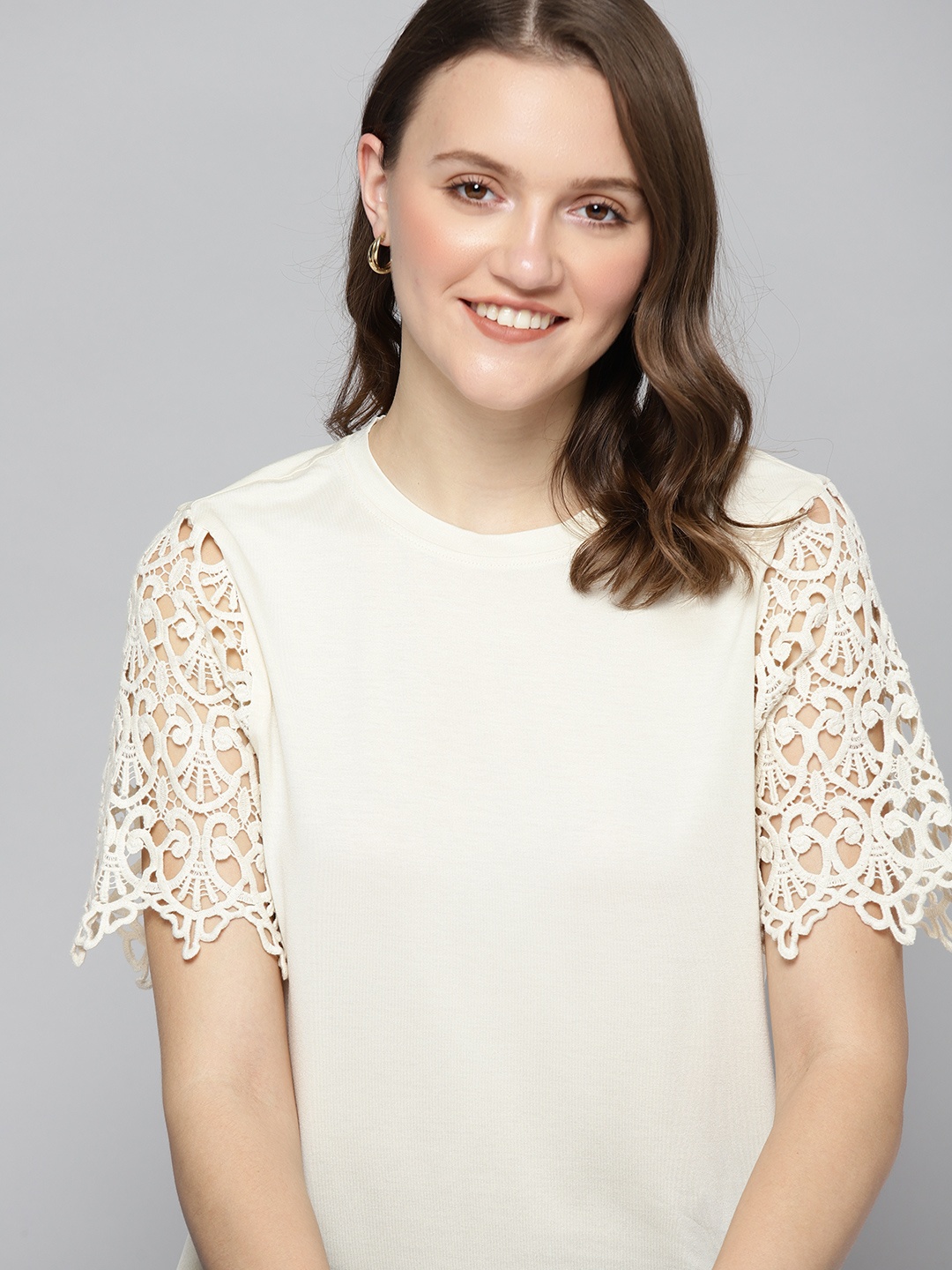 

Mast & Harbour Cream-Coloured Top With Crotcheted Sleeves