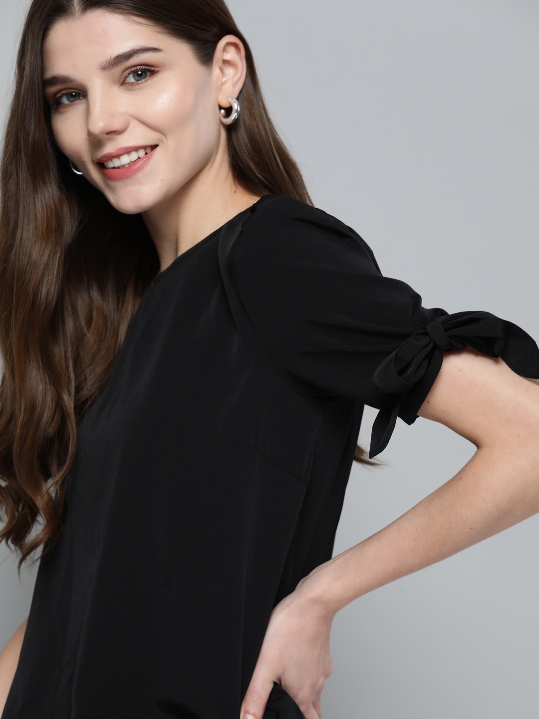 

Mast & Harbour Black Solid Regular Top
