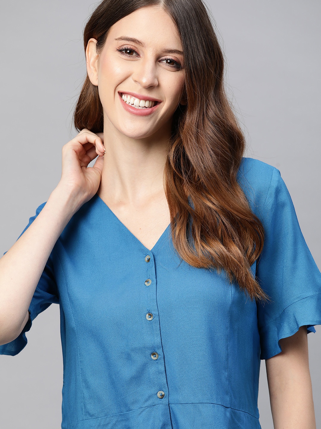 

Mast & Harbour Blue Bell Sleeve Regular Top