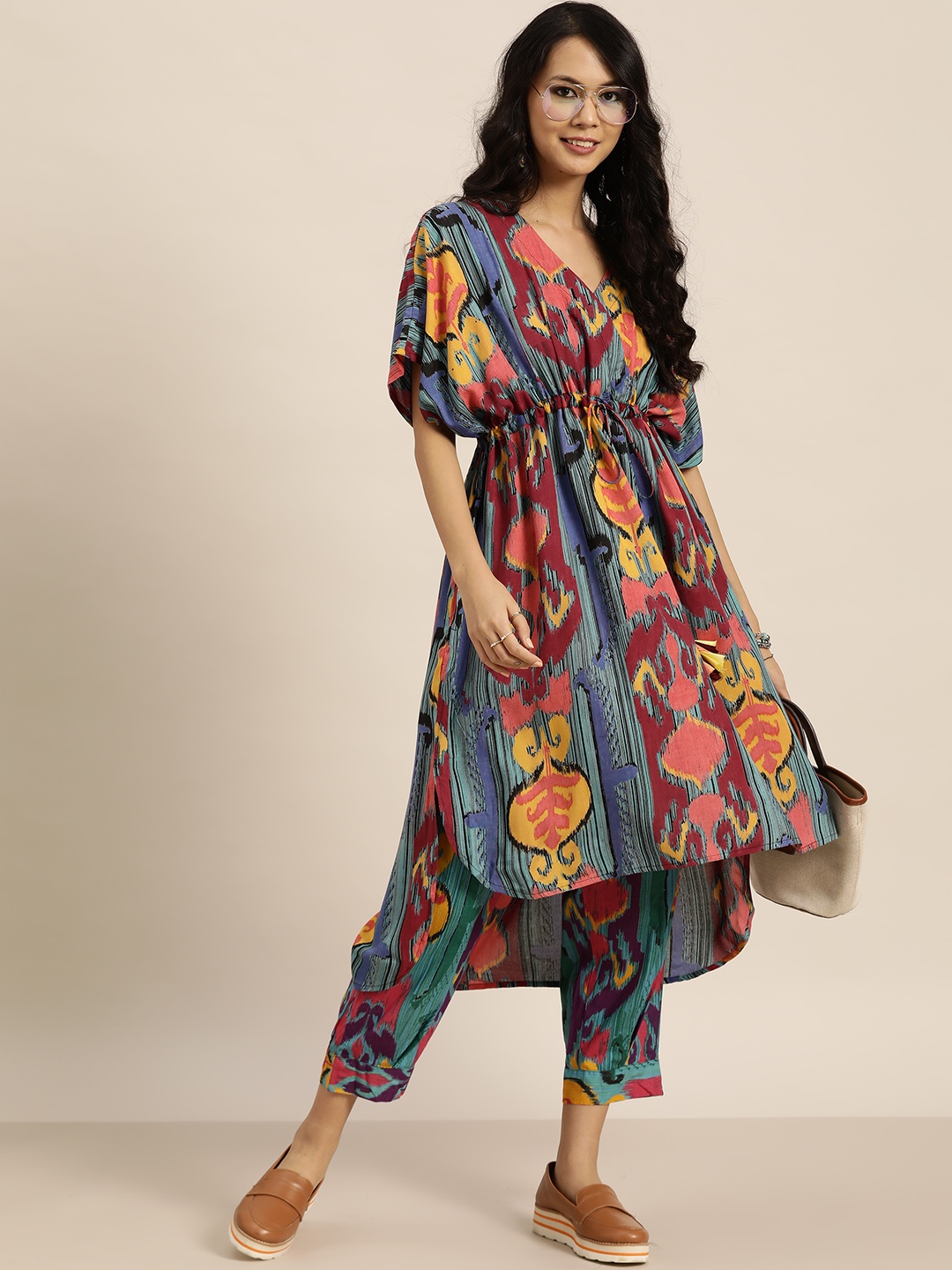 

Sangria Women Grey & Maroon Printed Extended Sleeves Kurta